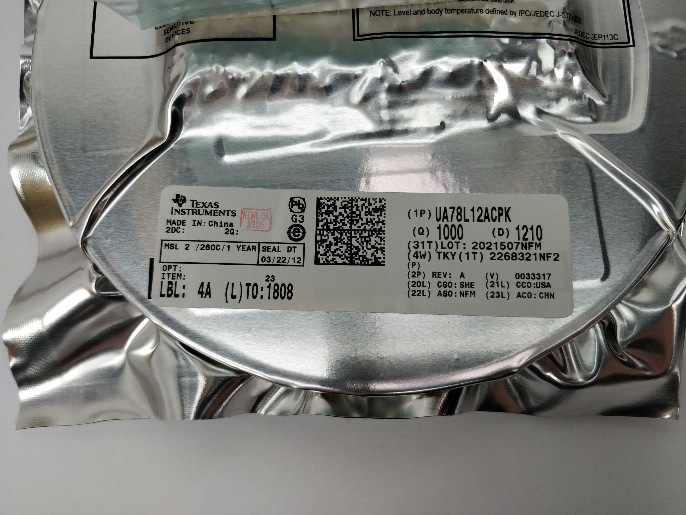 texas-instruments-ua78l12acpkg3-ua78l12acpkg-linear-voltage-regulators-1000pcs_2.jpg Texas Instruments UA78L12ACPKG3 UA78L12ACPKG Linear Voltage Regulators 1000pcs