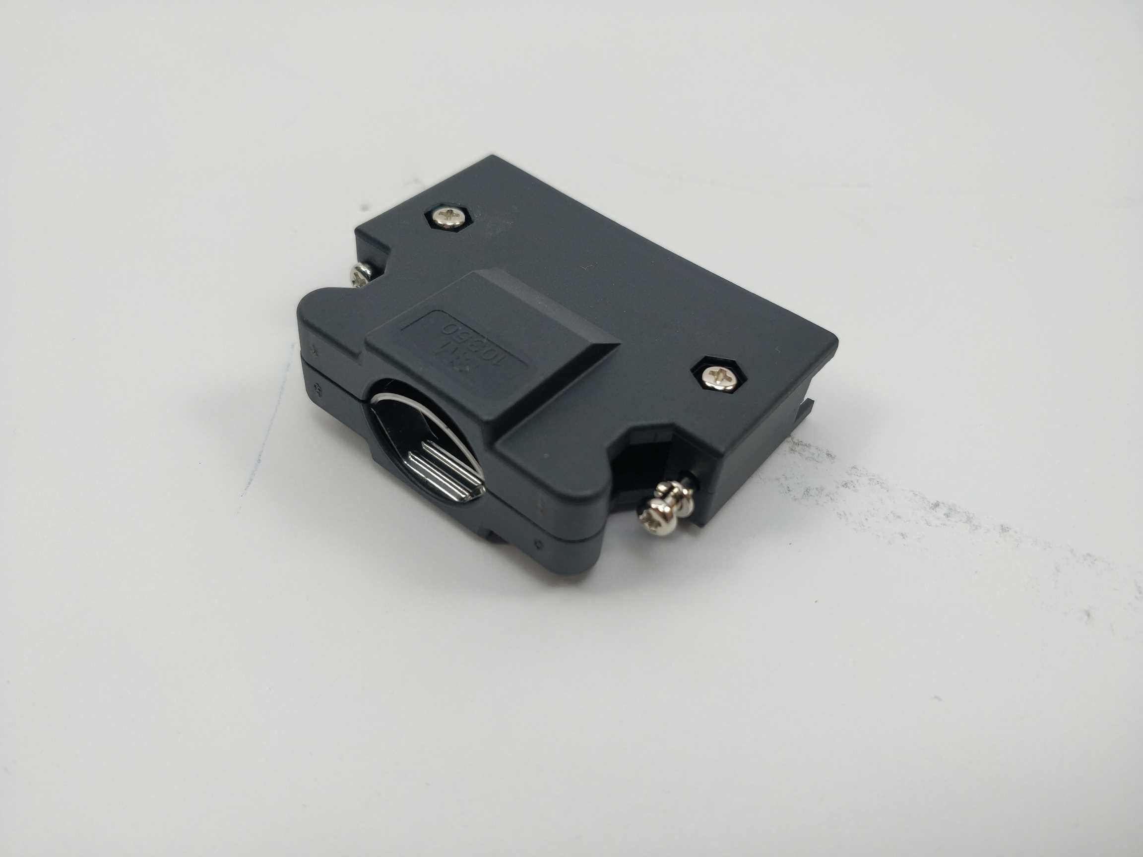 3m-10350-52a0-008-connector-backshell-mdr_3.jpg 3M 10350-52A0-008 Connector Backshell MDR på udsalg