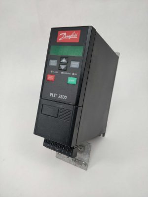 Danfoss VLT2805PT4B20SBR1DBF00A00C1 131Z8825 VLT 2800 0.55kW 0.75HP Online nu