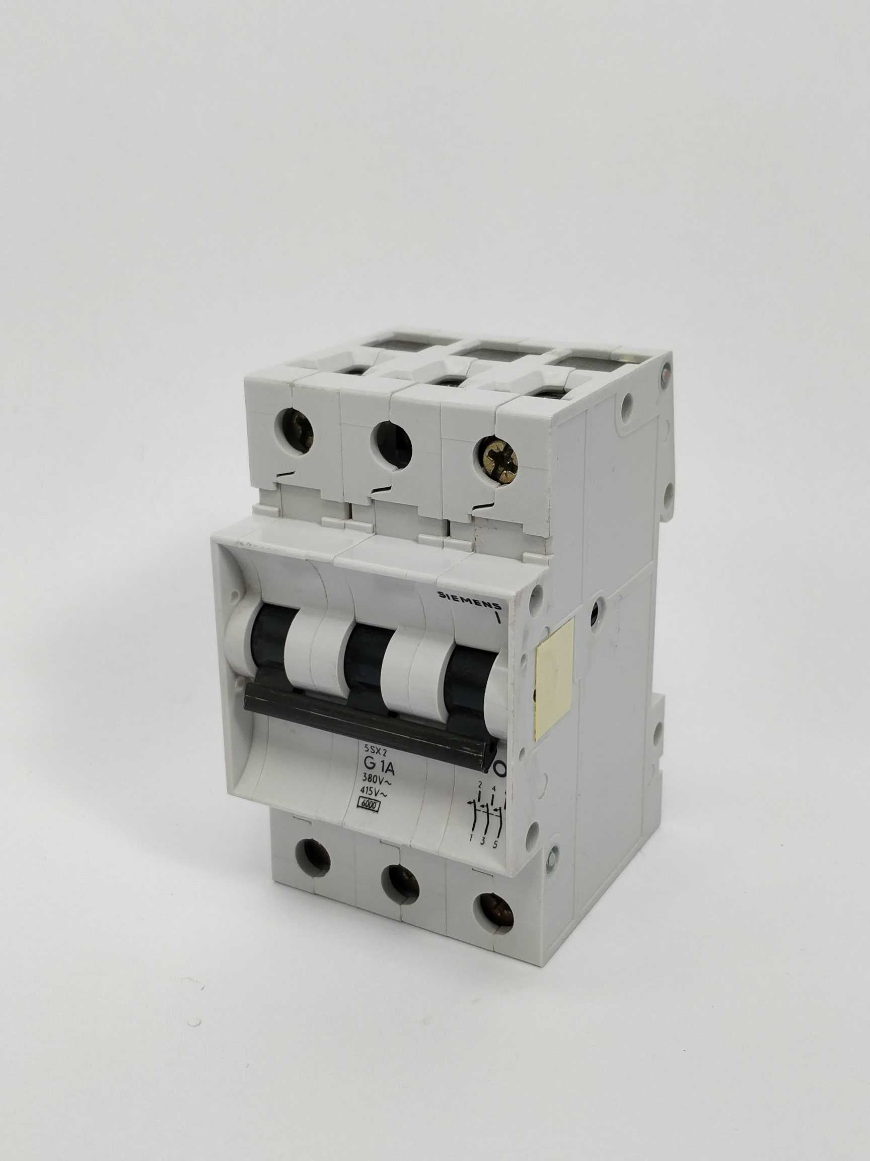 Siemens 5SX2301-7 Circuit breaker T55 400V, 6KA, 3P, 1A