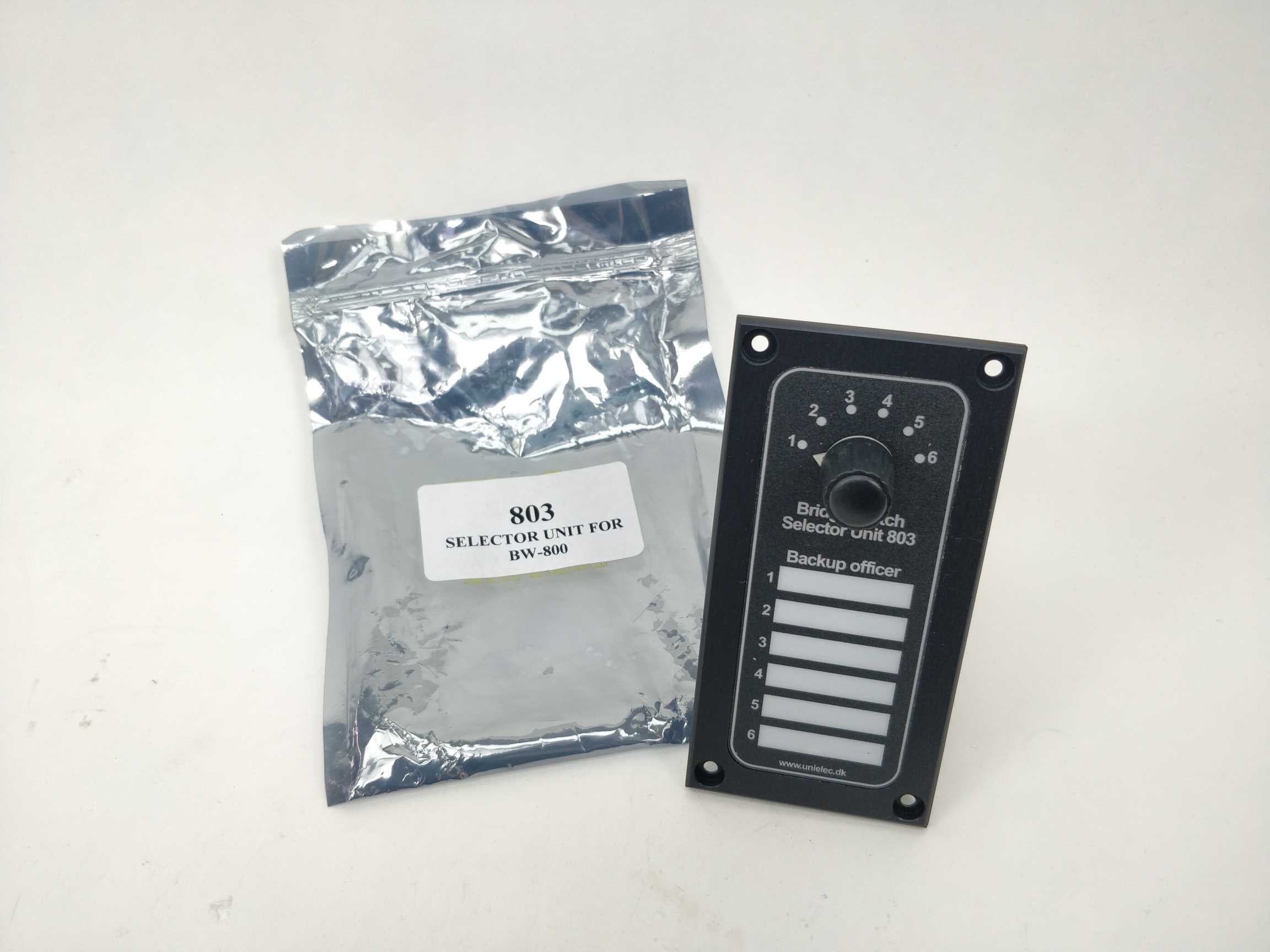 uni-safe-electronics-803-bridge-watch-selector-unit-for-bw-800_0.jpg Uni-Safe Electronics 803 Bridge watch selector unit for BW-800