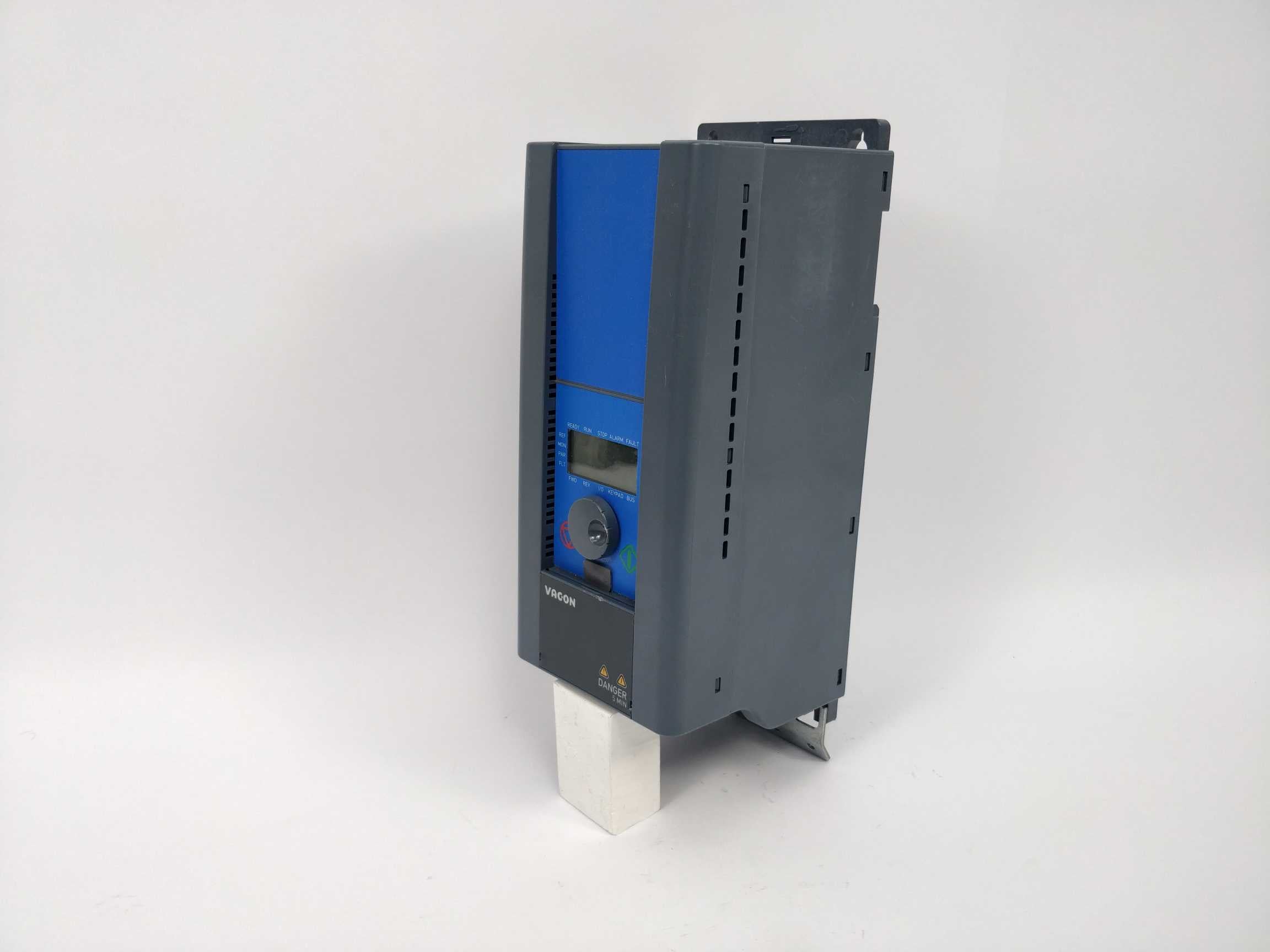 Vacon VACON0010-1L-0009-2 AC Drives Udsalg