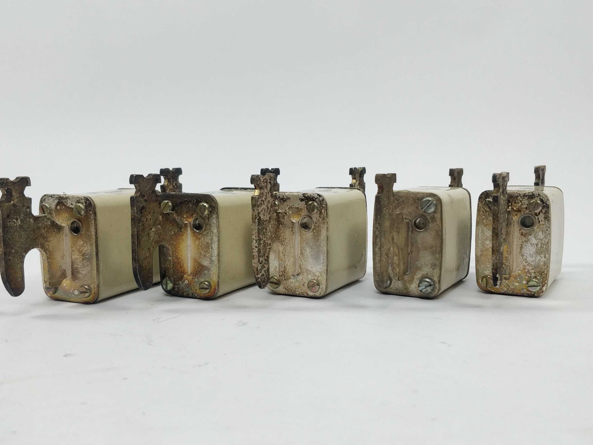 lk-bussmann-fuse-80a-500v-hl-5-pcs_1.jpg LK/Bussmann Fuse 80A 500V HL 5 Pcs.