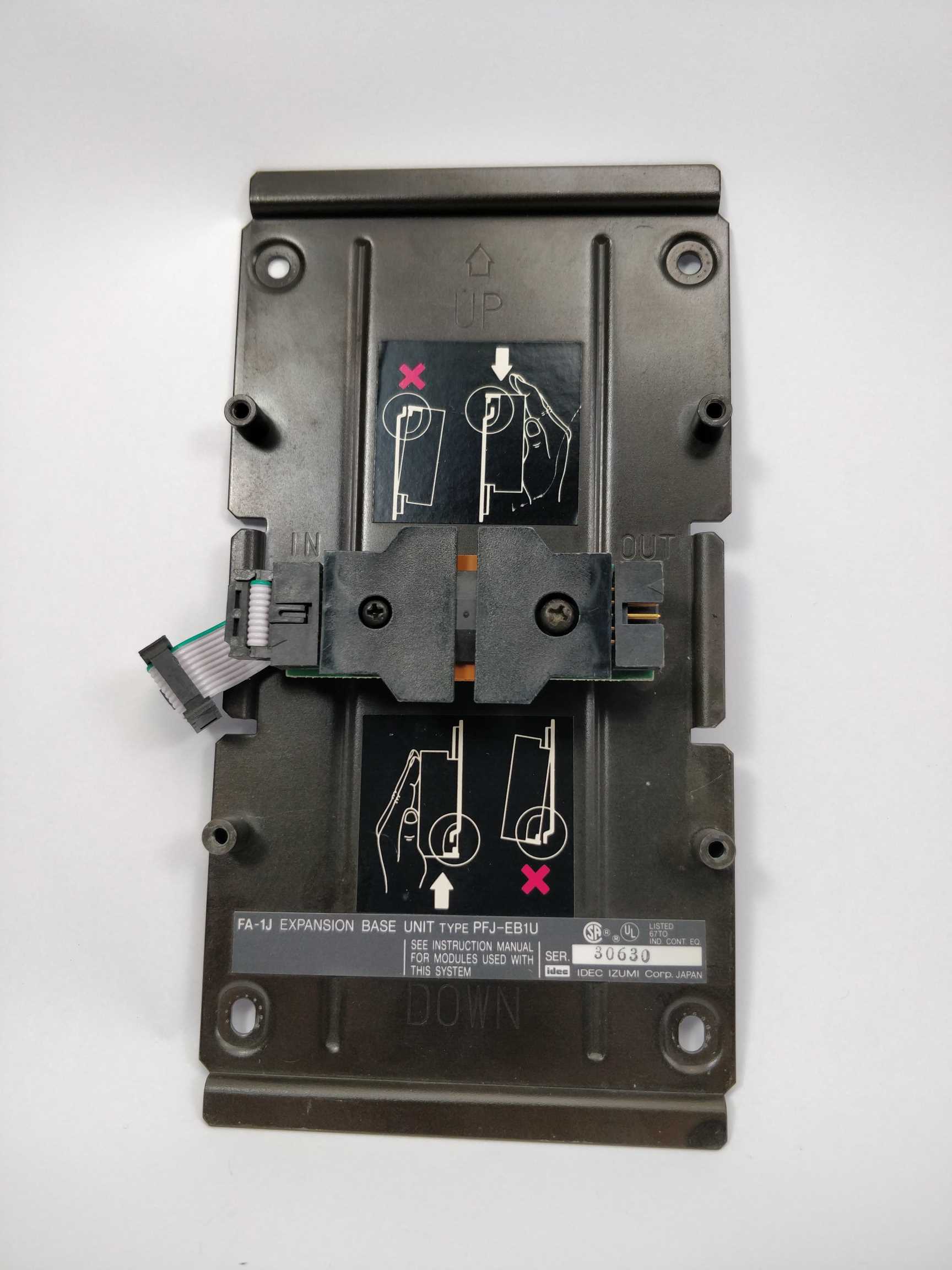 idec-corporation-pfj-eb1u-fa-1j-expansion-base-unit_0.jpg IDEC Corporation PFJ-EB1U FA-1J Expansion base unit