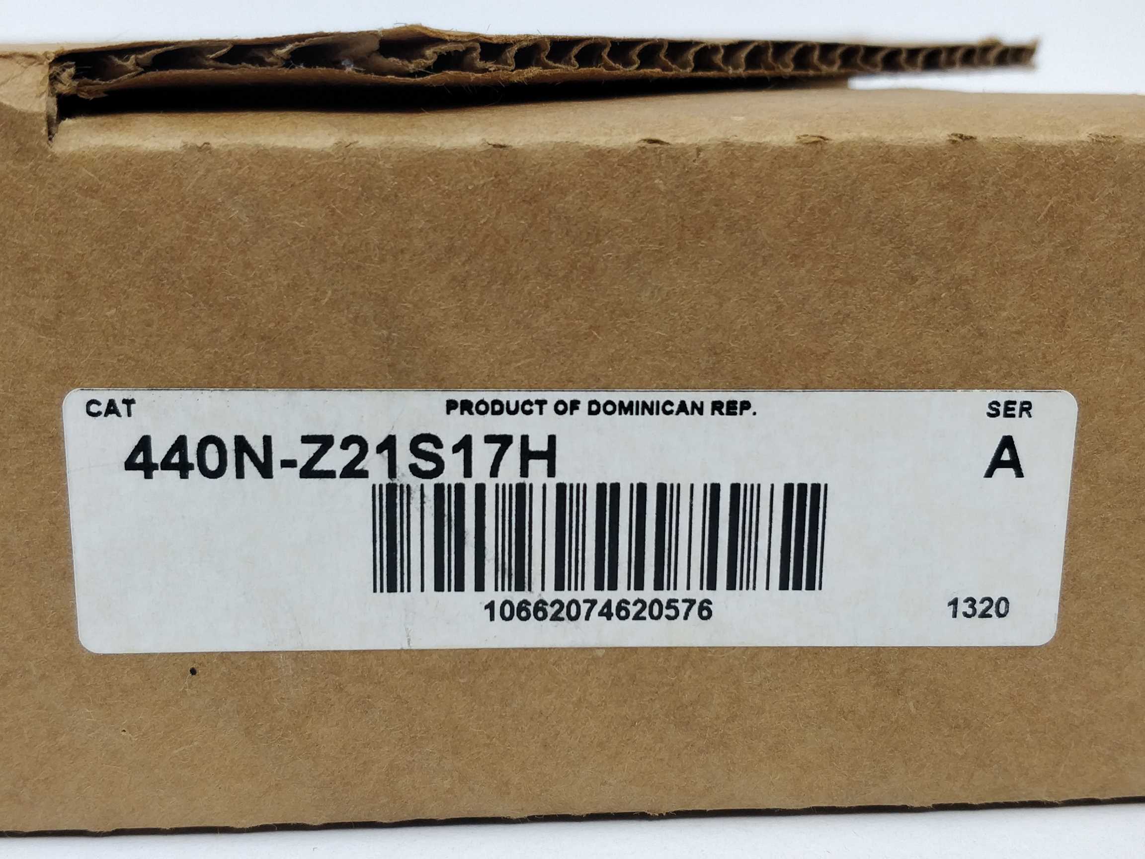 ab-440n-z21s17h-sensaguard-non-contact-switch-unused_3.jpg AB 440N-Z21S17H Sensaguard non-contact switch, Unused