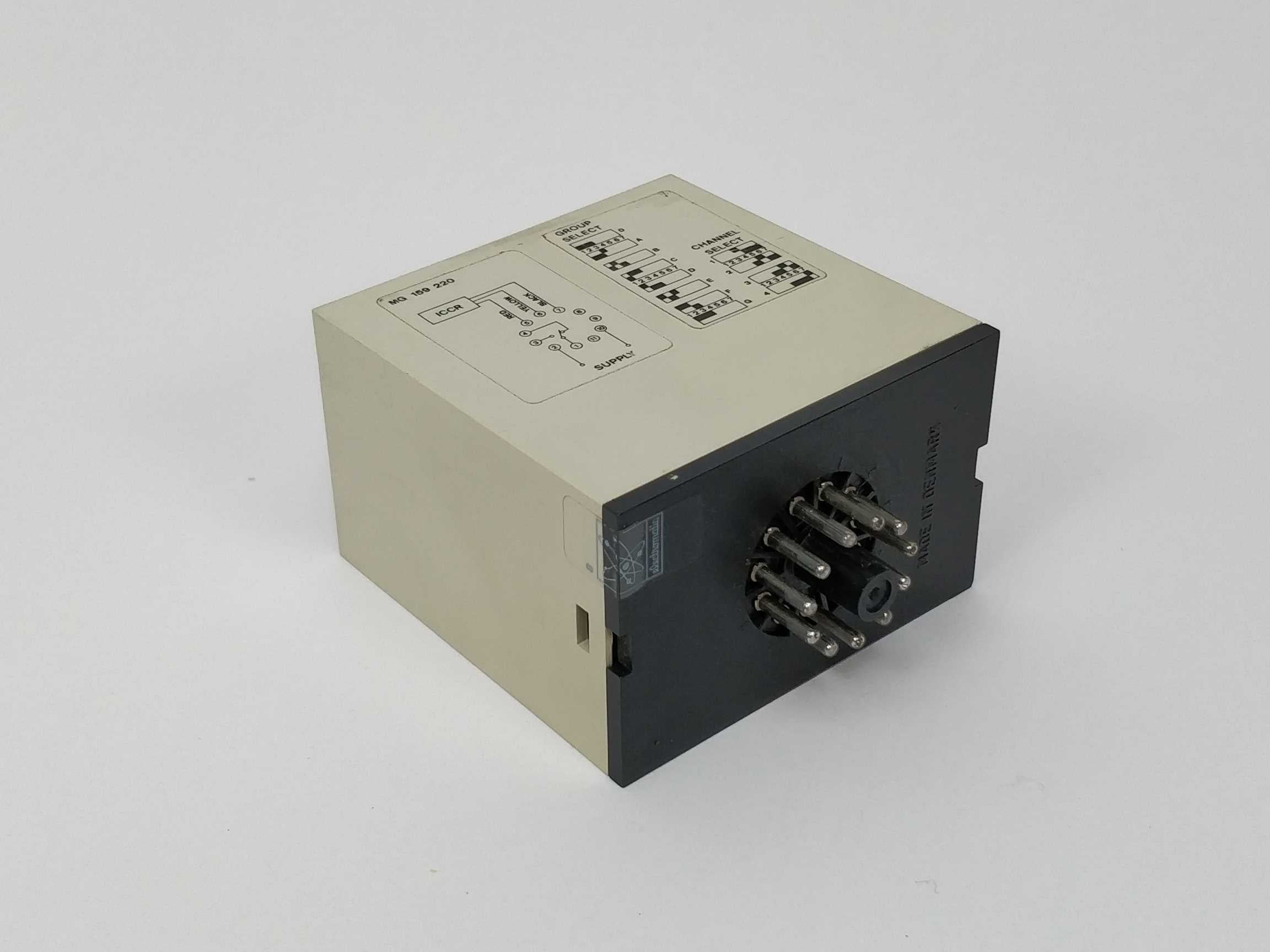 electromatic-mg-159-220-infrared-remote-controlled-relay_2.jpg Electromatic MG 159 220 Infrared remote controlled relay Udsalg