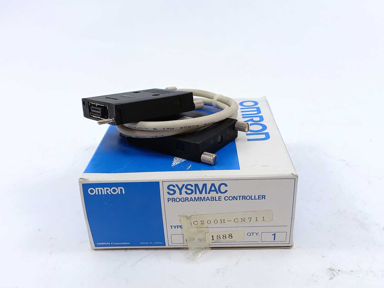 omron-c200h-cn711-d-sub-cable_0.jpg OMRON C200H-CN711 D-Sub Cable