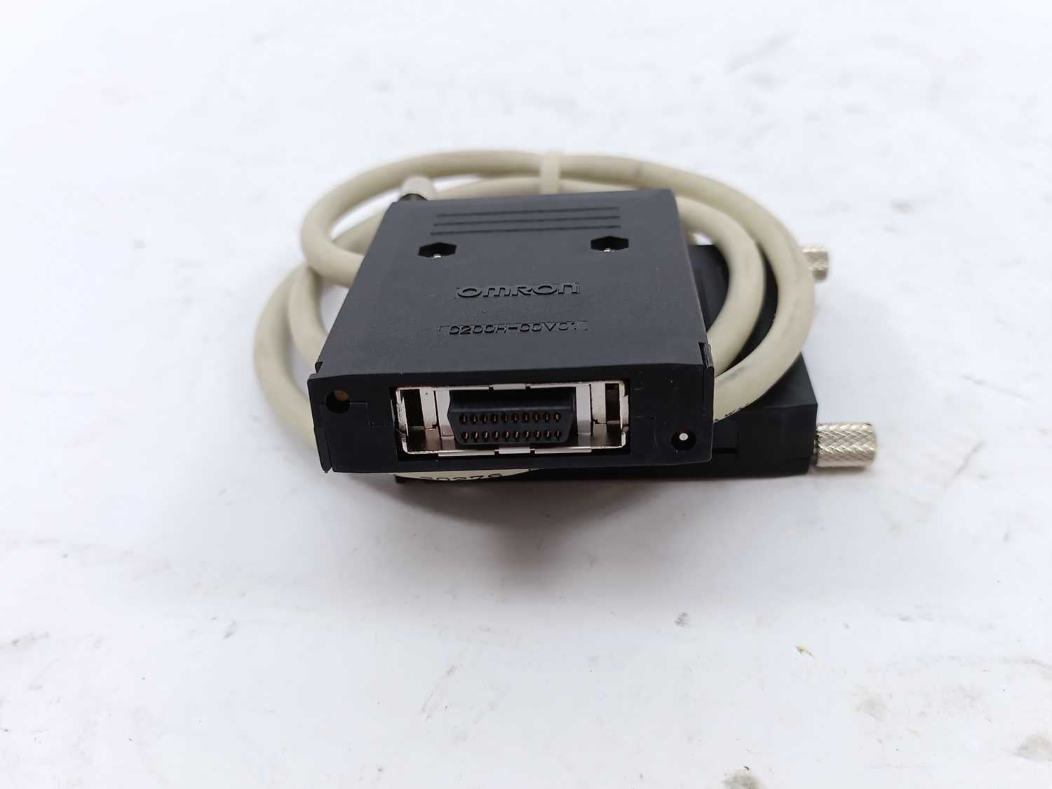 omron-c200h-cn711-d-sub-cable_1.jpg OMRON C200H-CN711 D-Sub Cable
