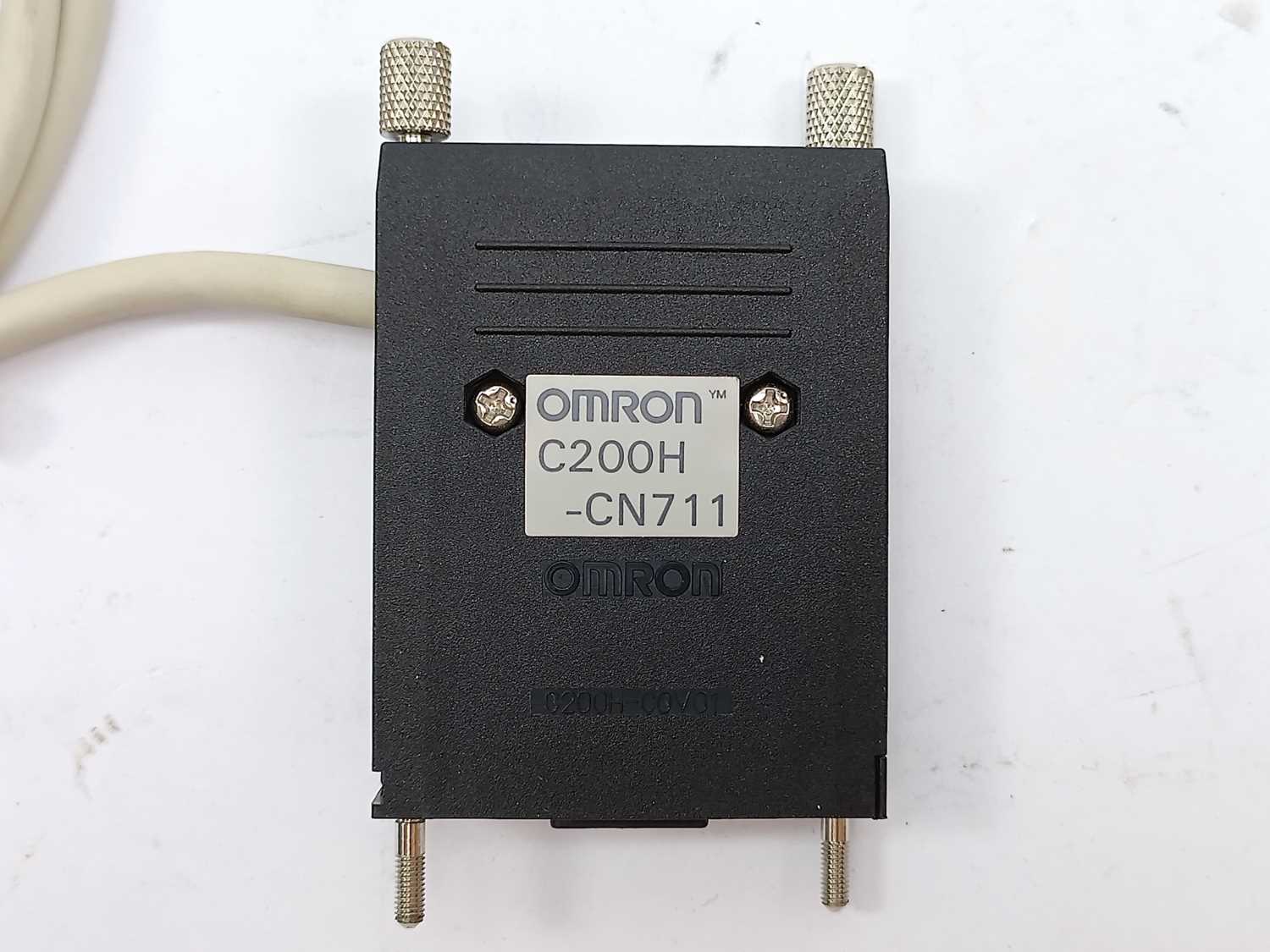 omron-c200h-cn711-d-sub-cable_2.jpg OMRON C200H-CN711 D-Sub Cable