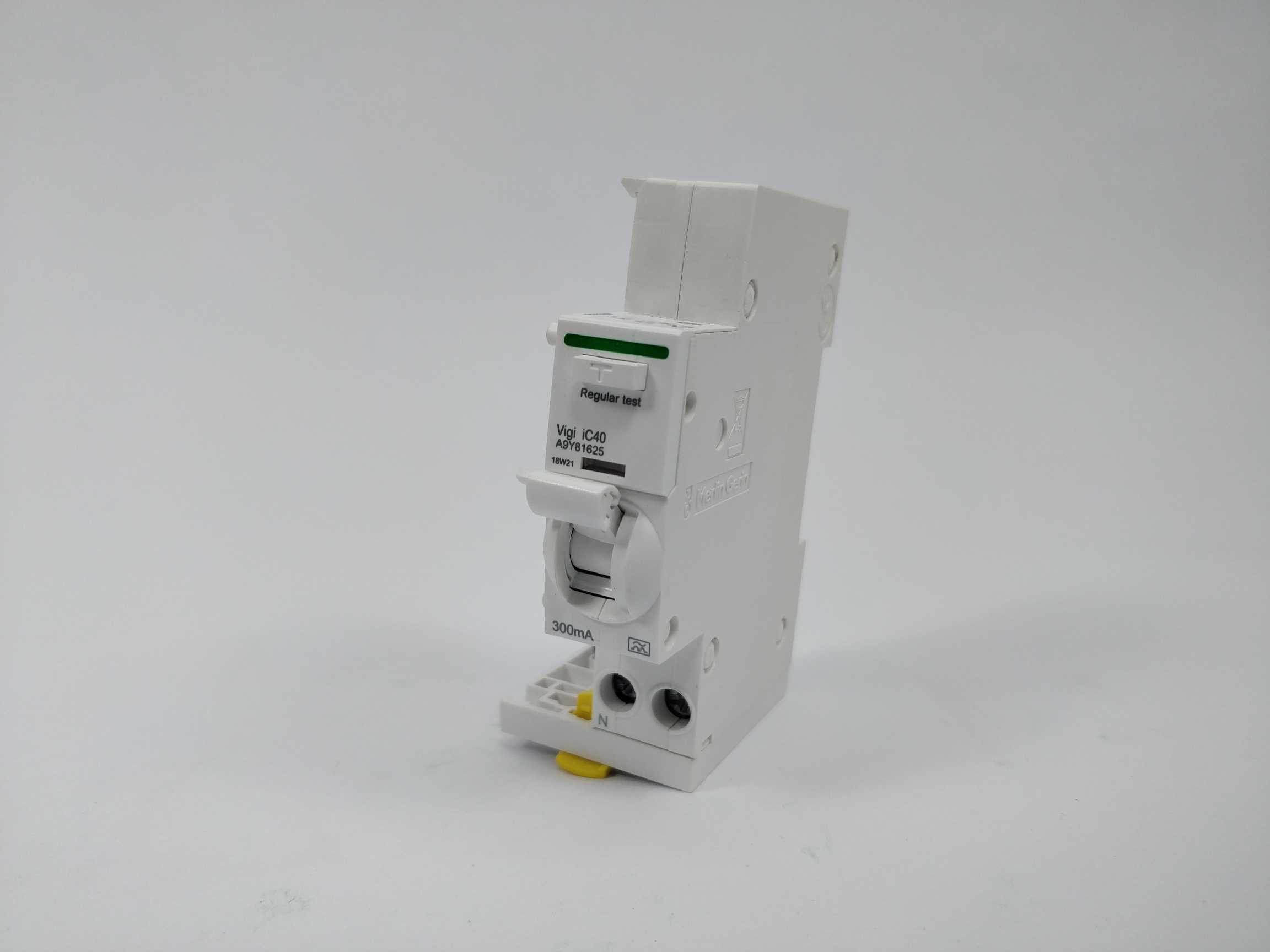 schneider-electric-a9y81625-add-on-residual-current-device-230v_1.jpg Schneider Electric A9Y81625 Add-on residual current device 230V