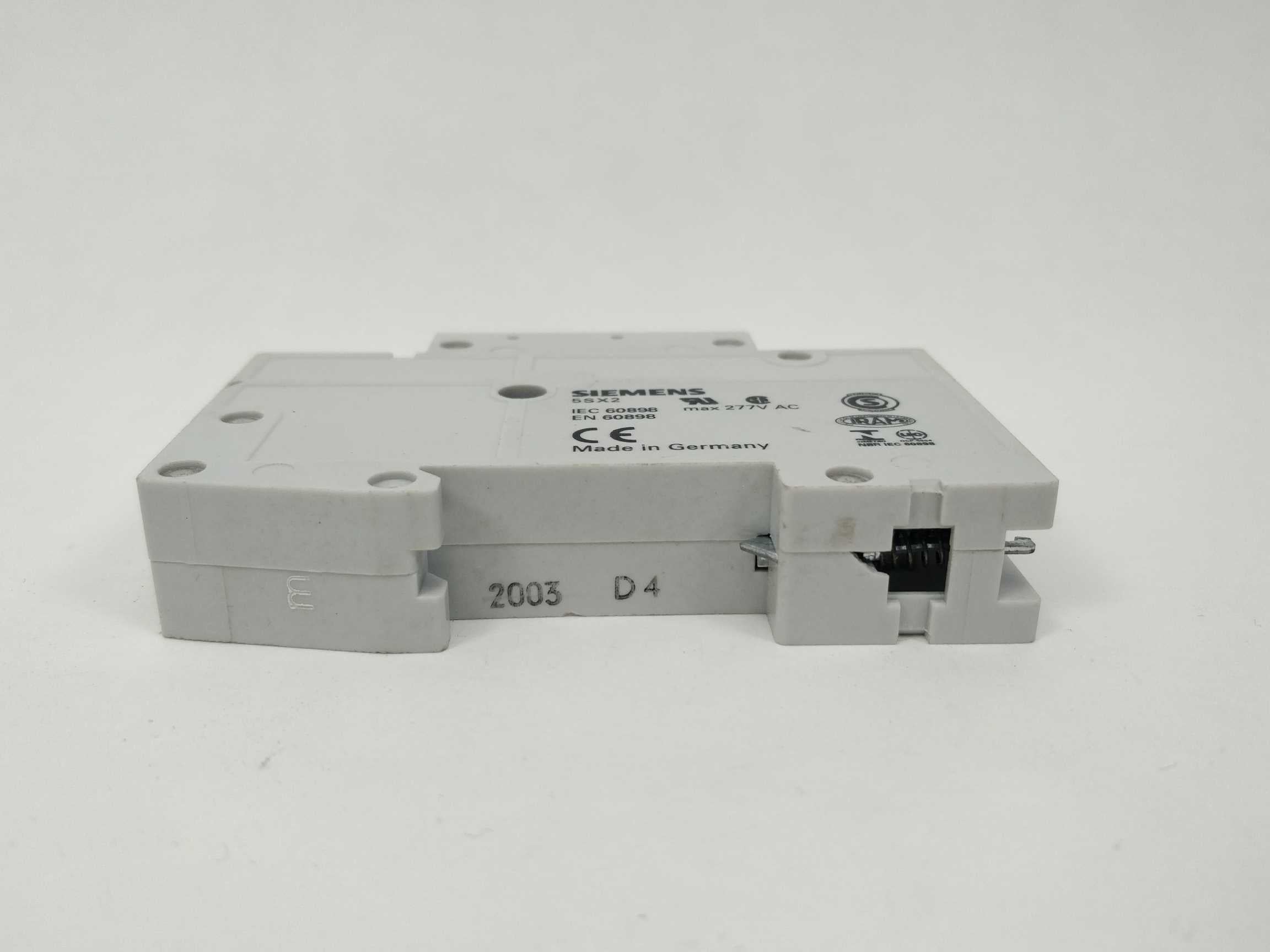 siemens-5sx21-miniature-circuit-breaker-d4-2-pcs_2.jpg Siemens 5SX21 Miniature circuit-breaker D4. 2 Pcs
