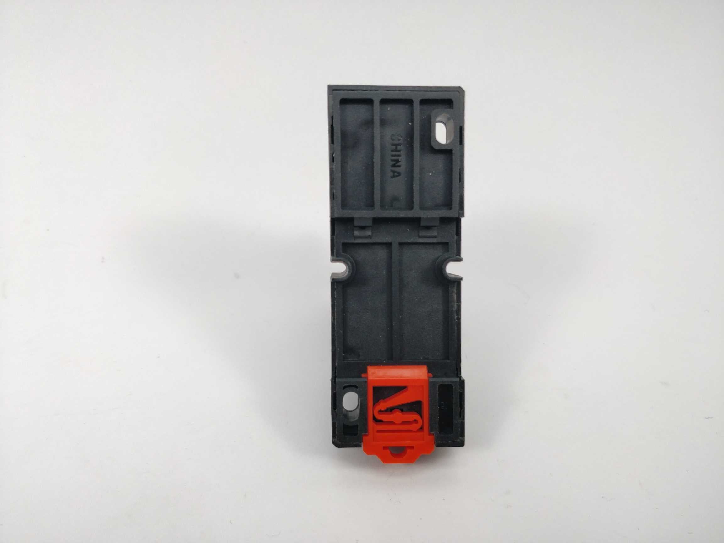 schneider-electric-rxze2m114-relay-socket-10a-250v-2pcs_2.jpg Schneider Electric RXZE2M114 Relay socket 10A 250V 2pcs