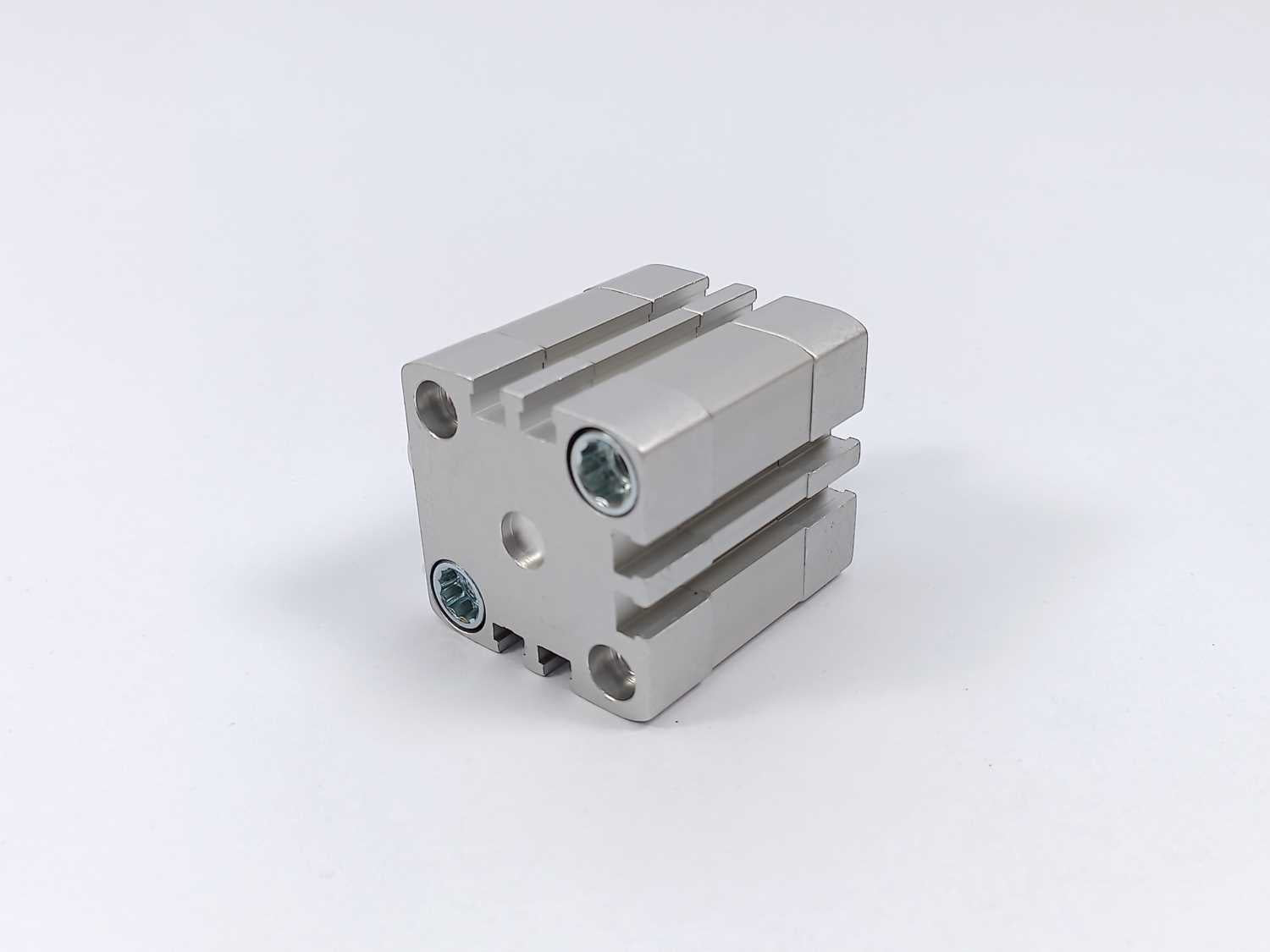 festo-572655-adn-32-10-a-pps-a-compact-cylinder_1.jpg Festo 572655 ADN-32-10-A-PPS-A Compact Cylinder