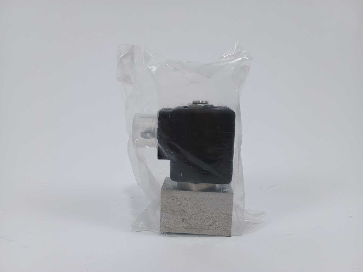 jaksa-d22n-dn1-2-npt1-4-fpm-solenoid-valve-324559_3.jpg JAKSA D22N DN1.2 NPT1/4 FPM SOLENOID VALVE 324559