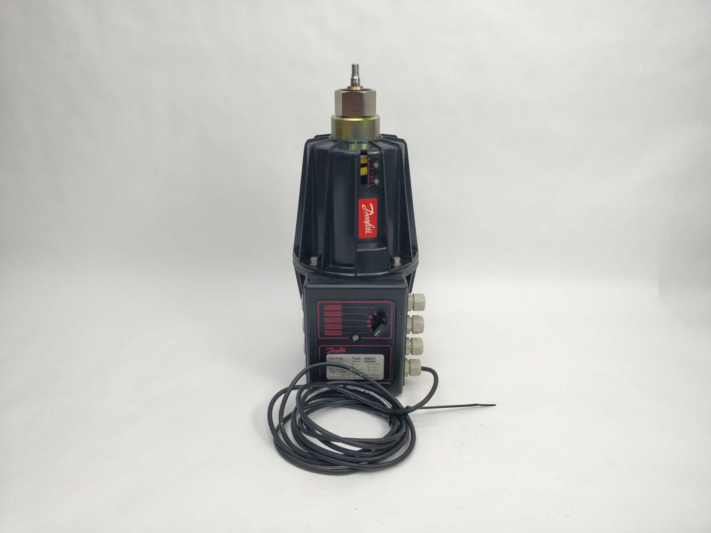 danfoss-082g0619-ame613-electrical-actuator_0.jpg Danfoss 082G0619 AME613 Electrical Actuator