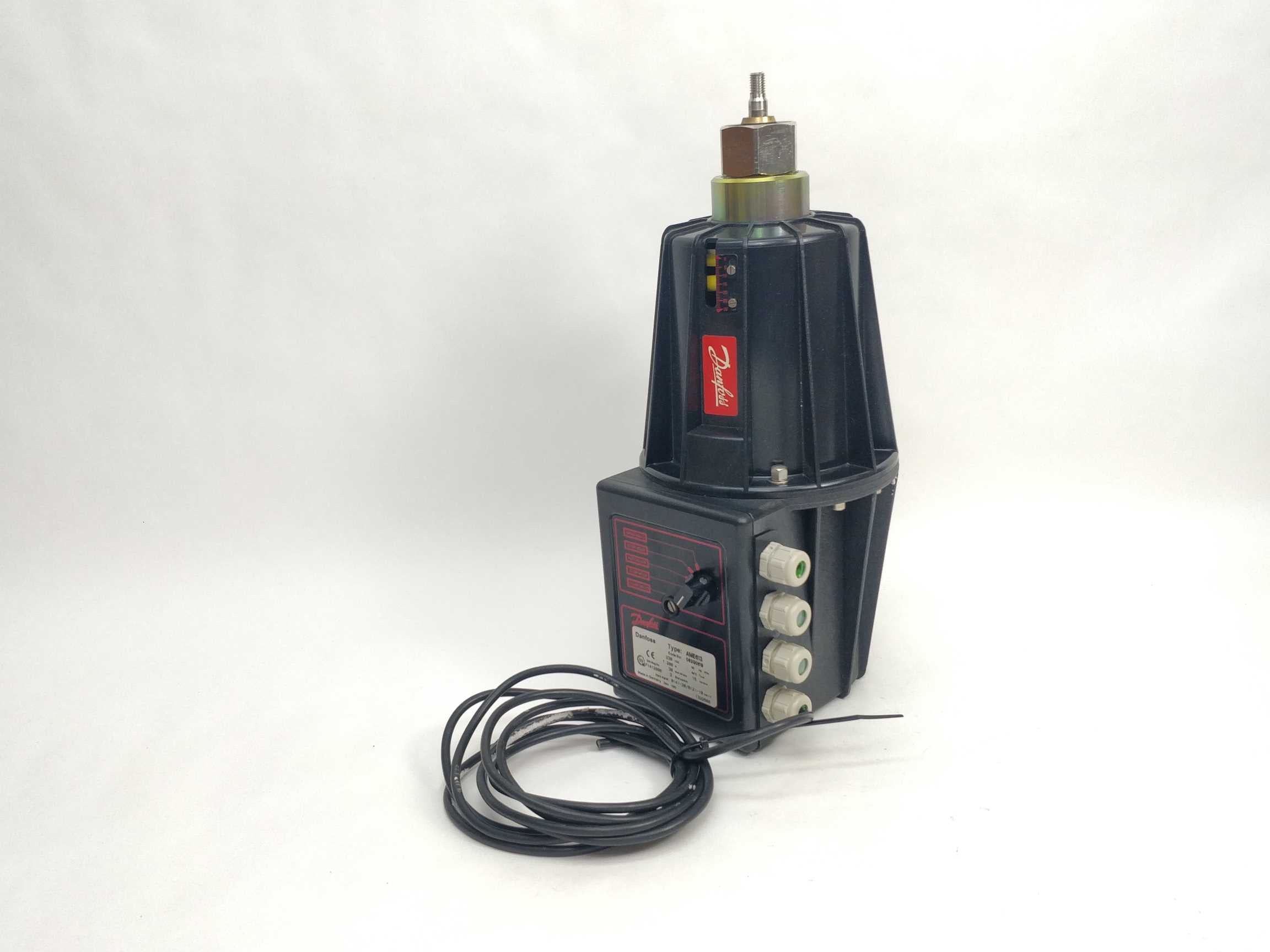 danfoss-082g0619-ame613-electrical-actuator_1.jpg Danfoss 082G0619 AME613 Electrical Actuator