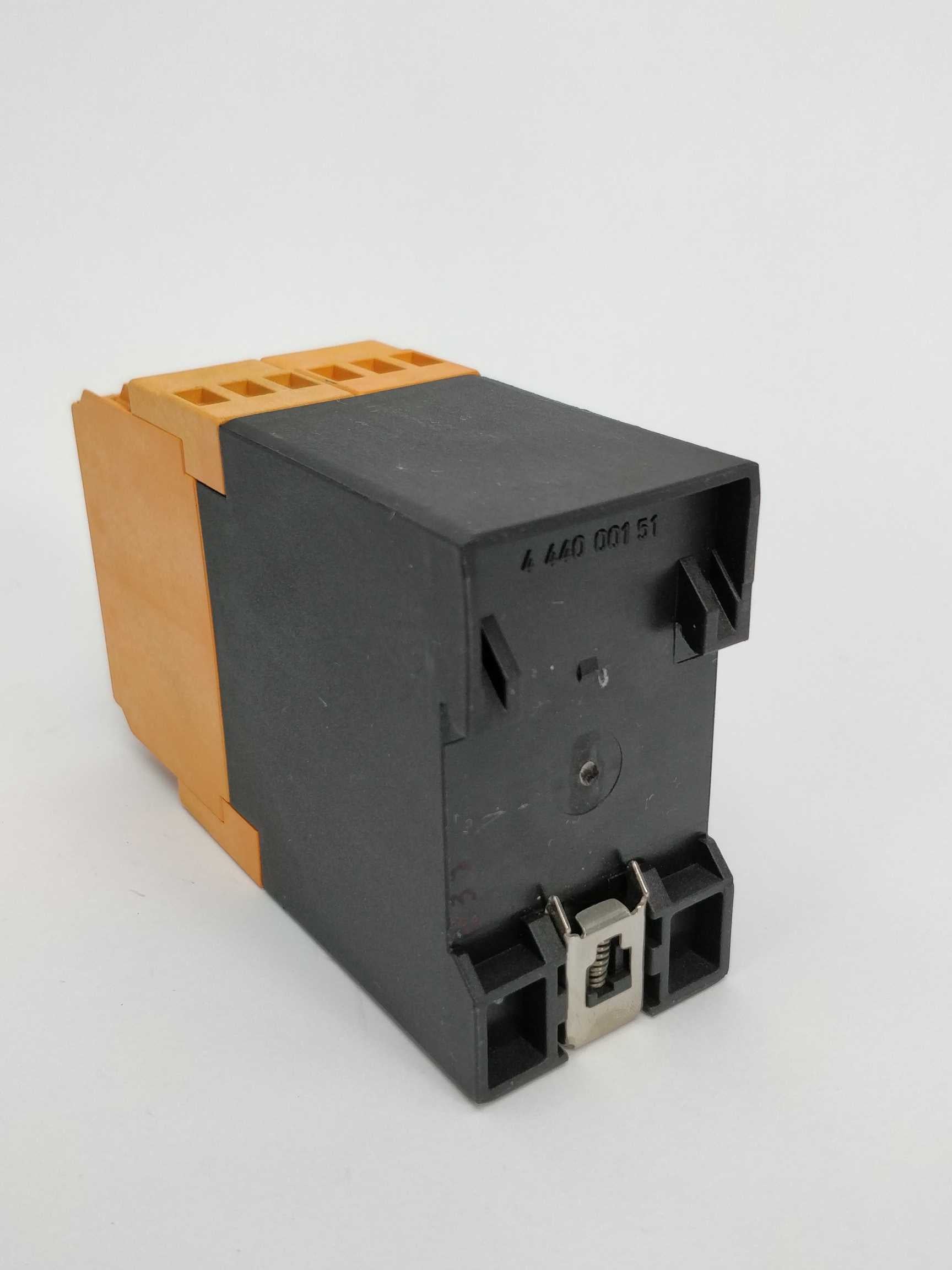 ifm-electronic-dd2005-monitor-fr-2-frequency-speed_3.jpg Ifm Electronic DD2005 Monitor FR-2 frequency/speed Hot på udsalg