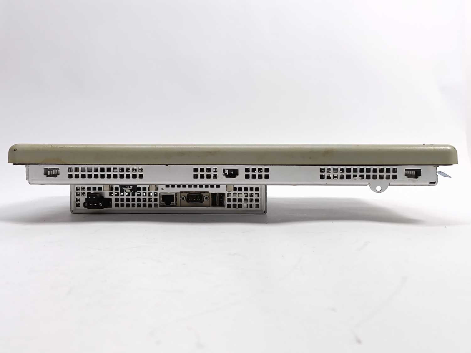 AB 2711P-K10C4D1 SER. A REV J PANELVIEW PLUS 1000 ASSEMBLED TERMINAL Online nu