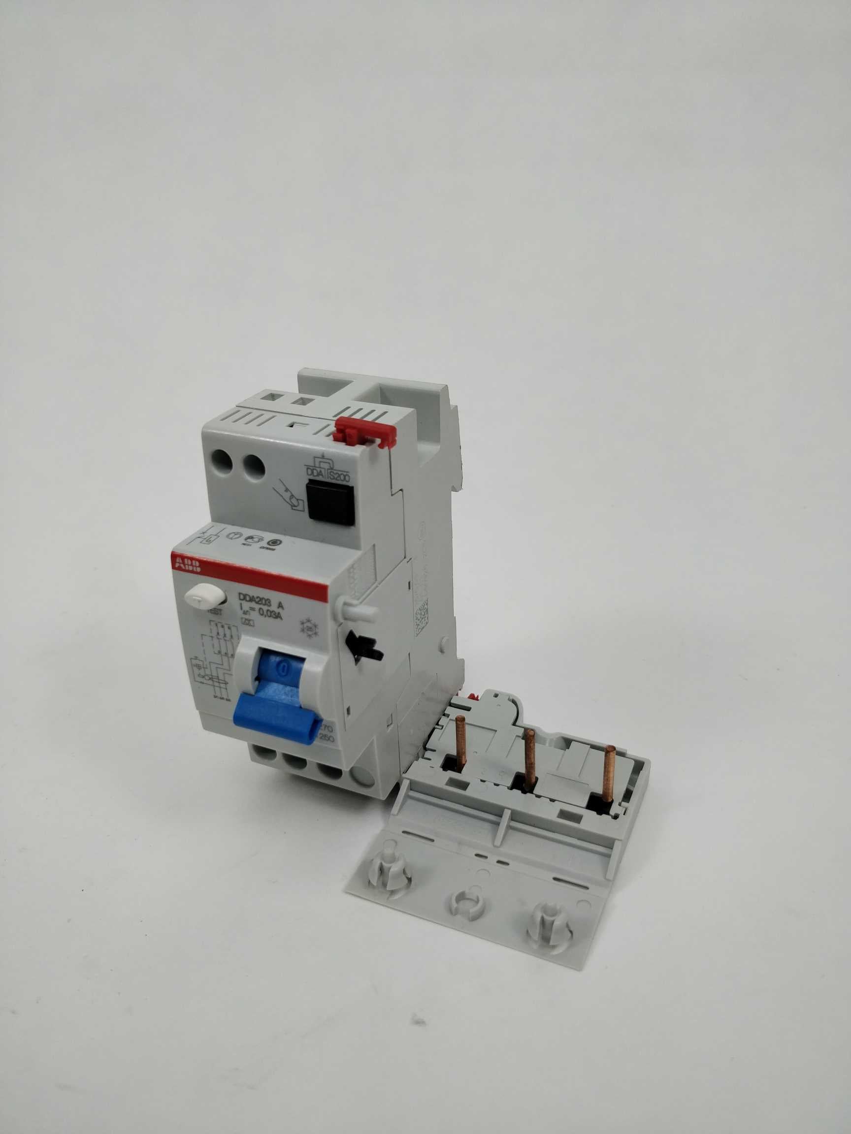 abb-2csb203101r1250-dda203-a-25-0-03_1.jpg ABB 2CSB203101R1250 DDA203 A-25/0.03