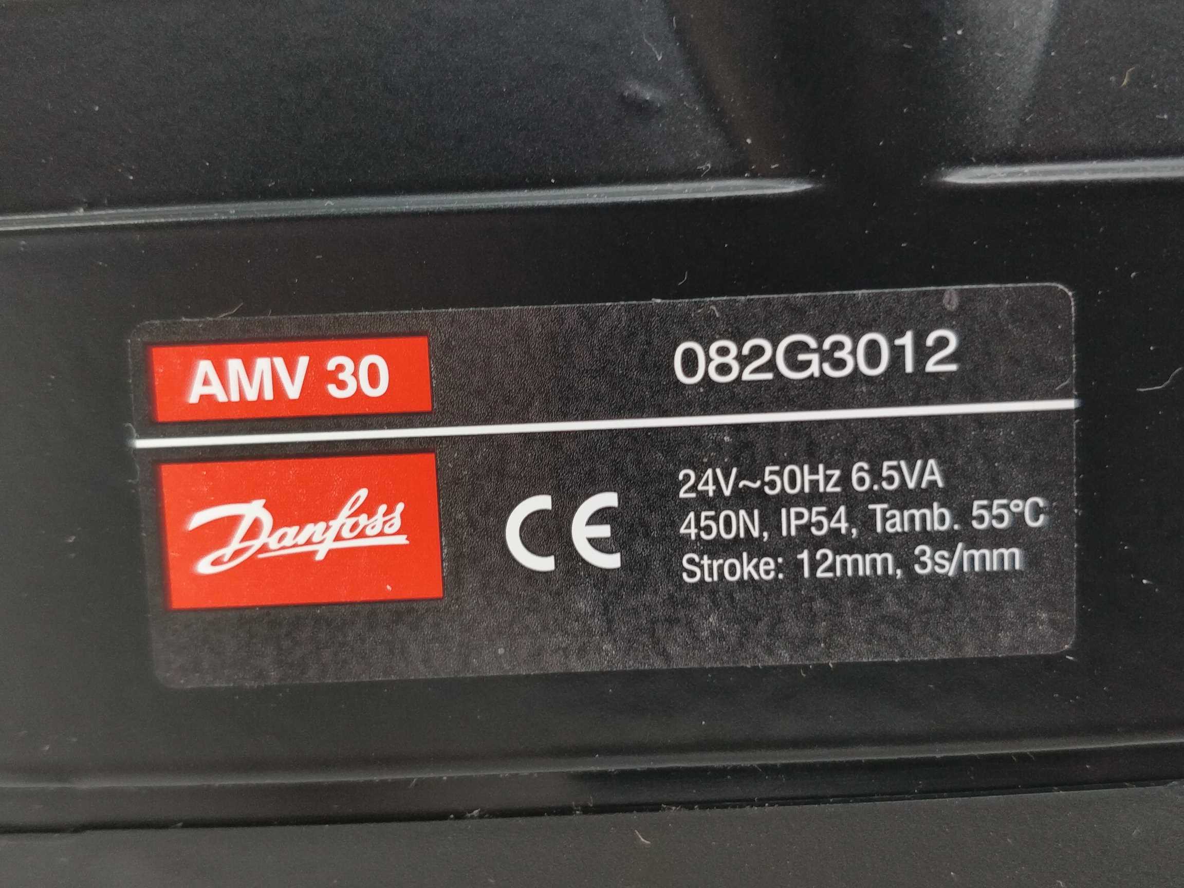 danfoss-082g3012-amv-30-24-valve-motor_2.jpg Danfoss 082G3012 AMV 30-24 Valve Motor
