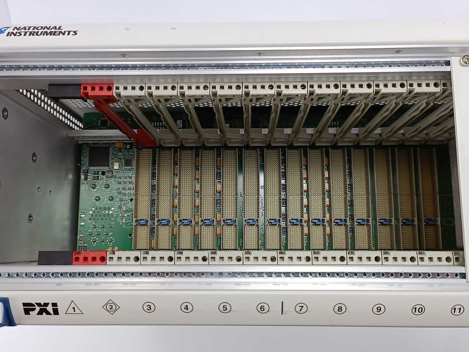 National Instruments 192011E-01L PXI-1044 Chassis, Rev.01