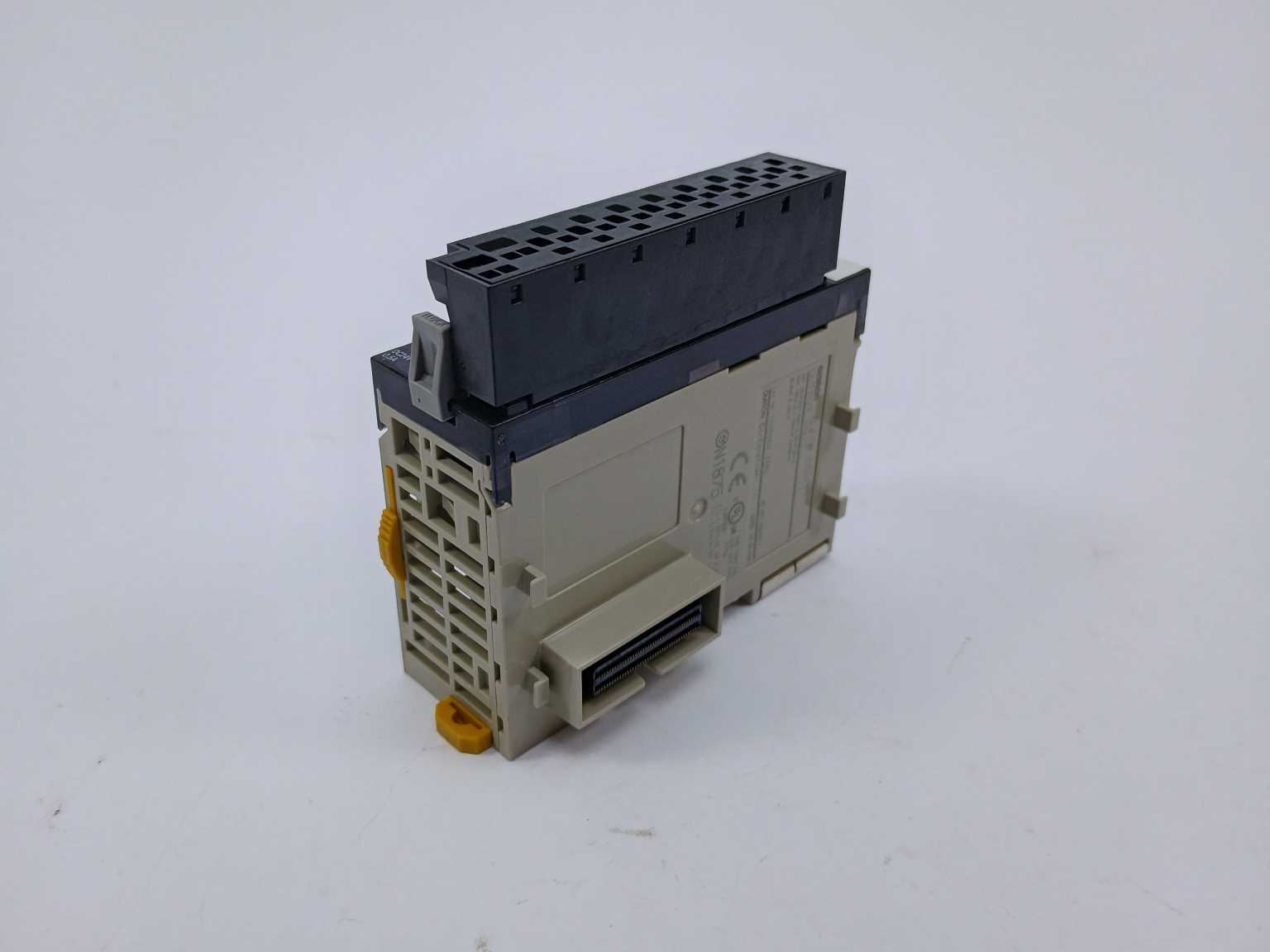 omron-cj1w-od211-digital-output-unit_3.jpg OMRON CJ1W-OD211 Digital Output Unit