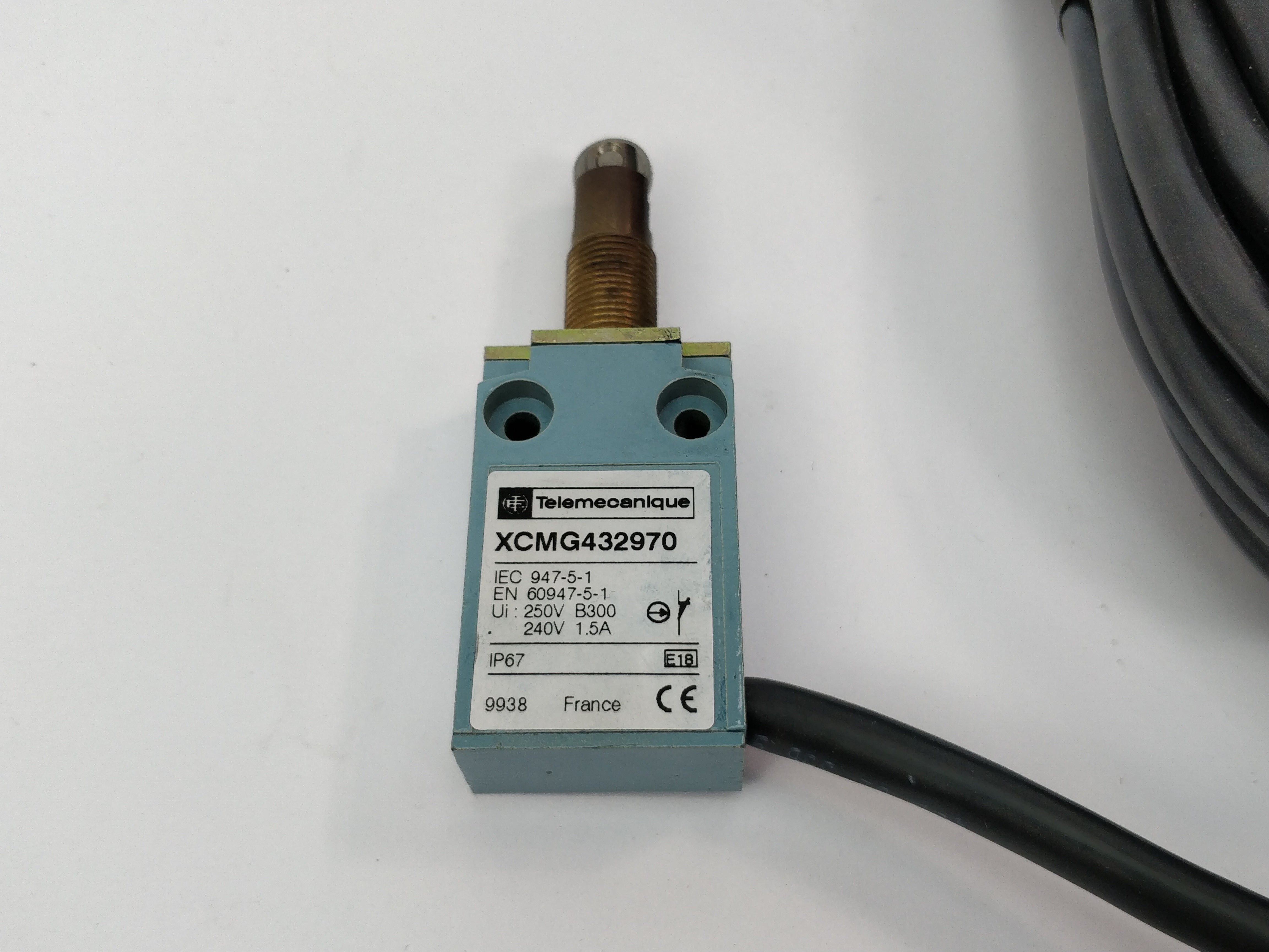telemecanique-xcmg432970-limit-switch_1.jpg TELEMECANIQUE XCMG432970 Limit switch