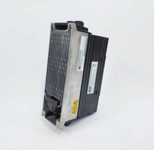 SEW-EURODRIVE MDX61B0015-5A3-4-00 MOVIDRIVE Control Unit 08243492, red plastik missing Rabat