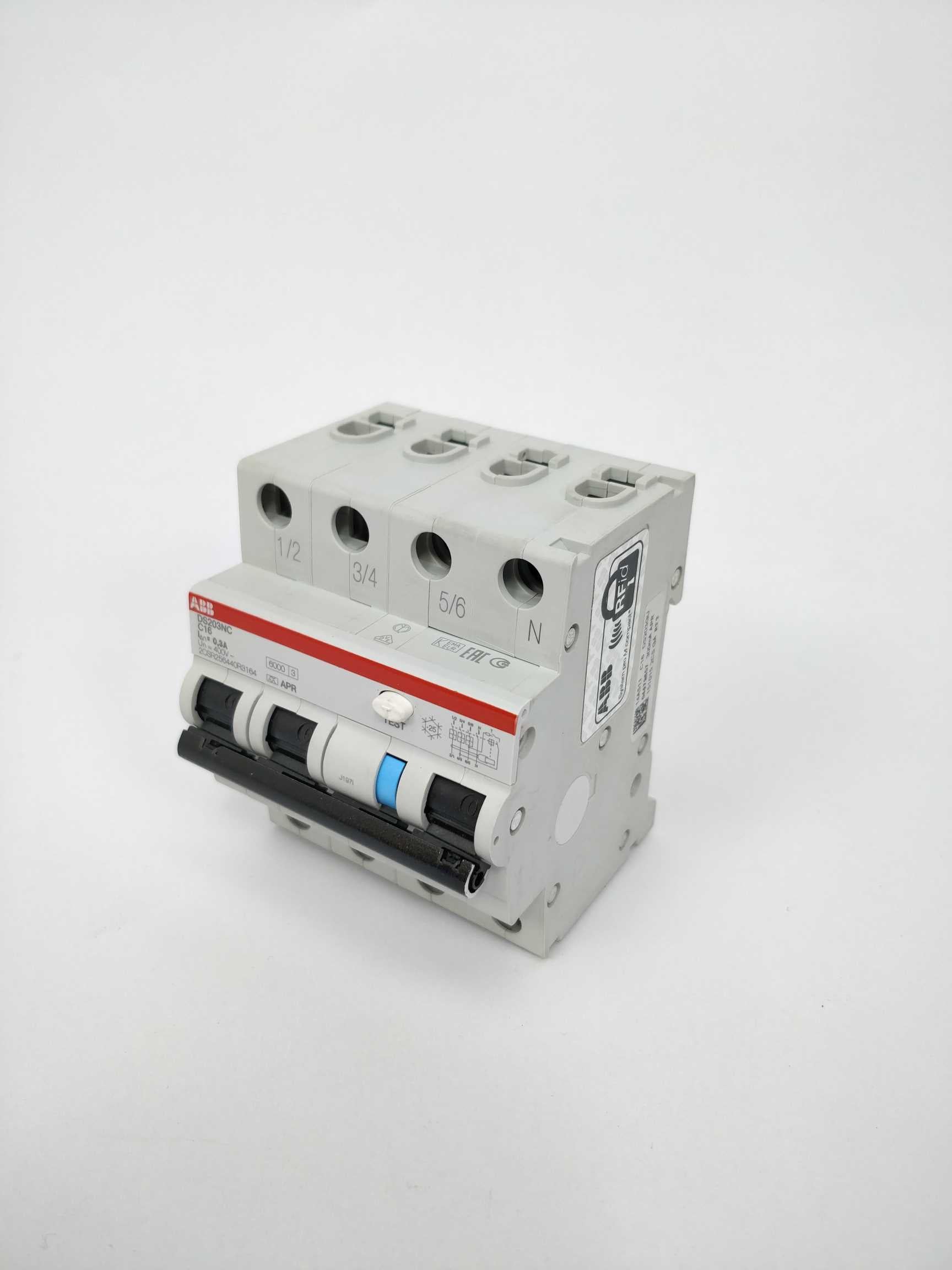 abb-2csr256440r3164-ds203nc-c16-apr300-rcbo-residual-current-breaker_3.jpg ABB 2CSR256440R3164 DS203NC C16 APR300 RCBO Residual Current Breaker