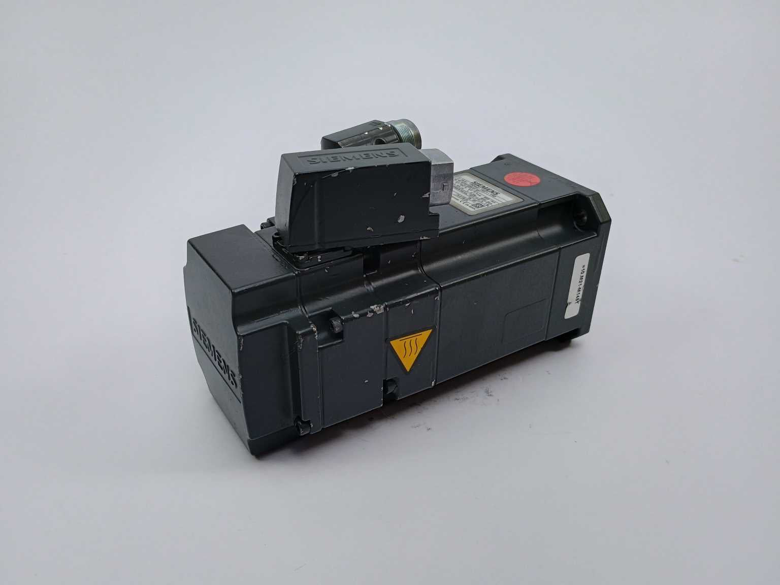 siemens-1fk7043-7ak71-1fg3-synchronous-servo-motor_1.jpg Siemens 1FK7043-7AK71-1FG3 Synchronous Servo Motor Mode