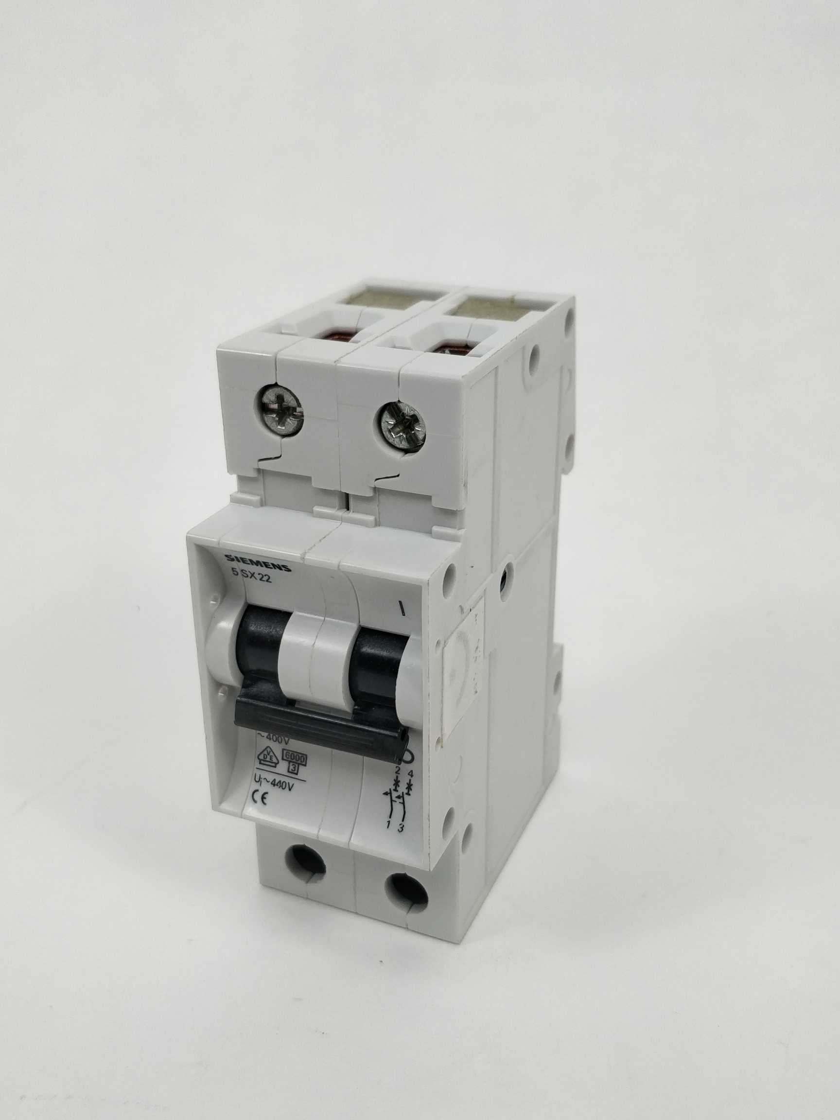 siemens-5sx2204-7-circuit-breaker-t55_0.jpg Siemens 5SX2204-7 Circuit Breaker T55