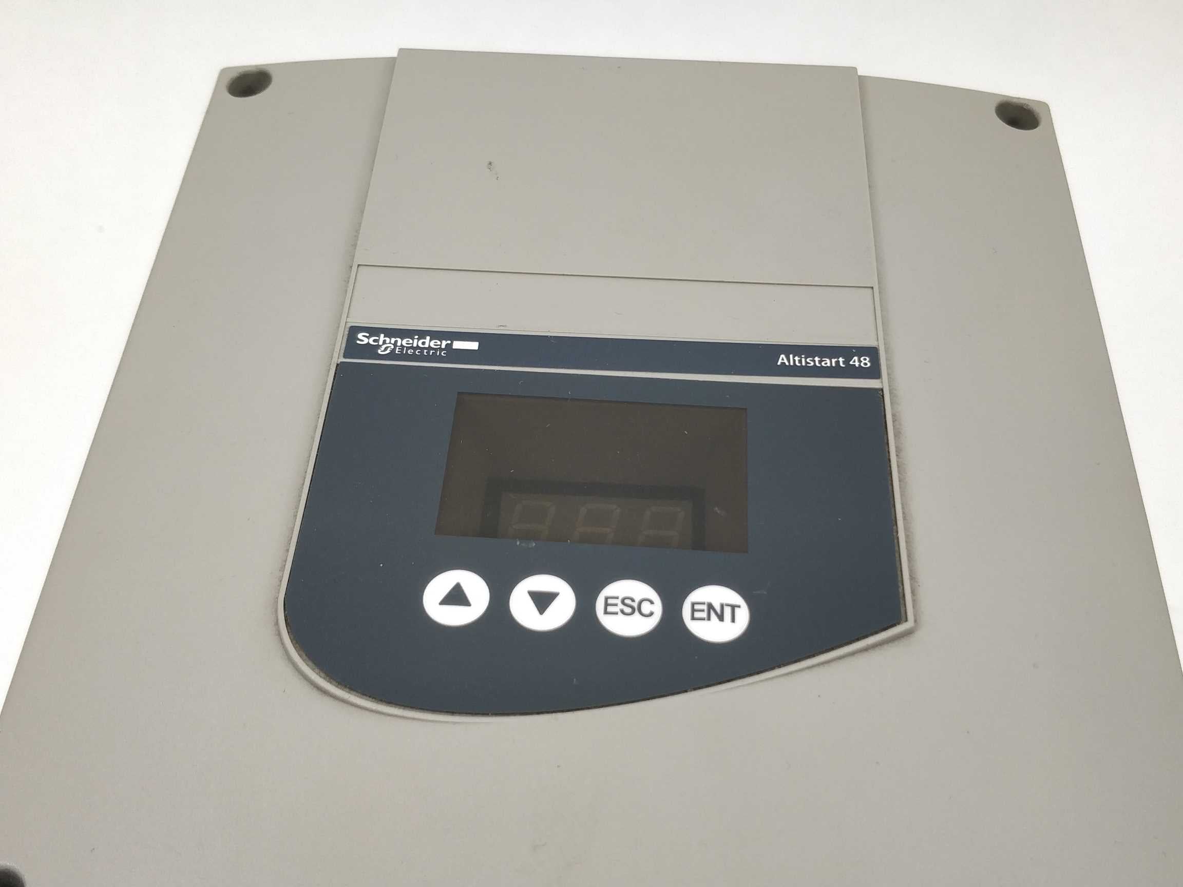 schneider-electric-ats48d32q-altistart-48-ats48_2.jpg Schneider Electric ATS48D32Q Altistart 48 ATS48