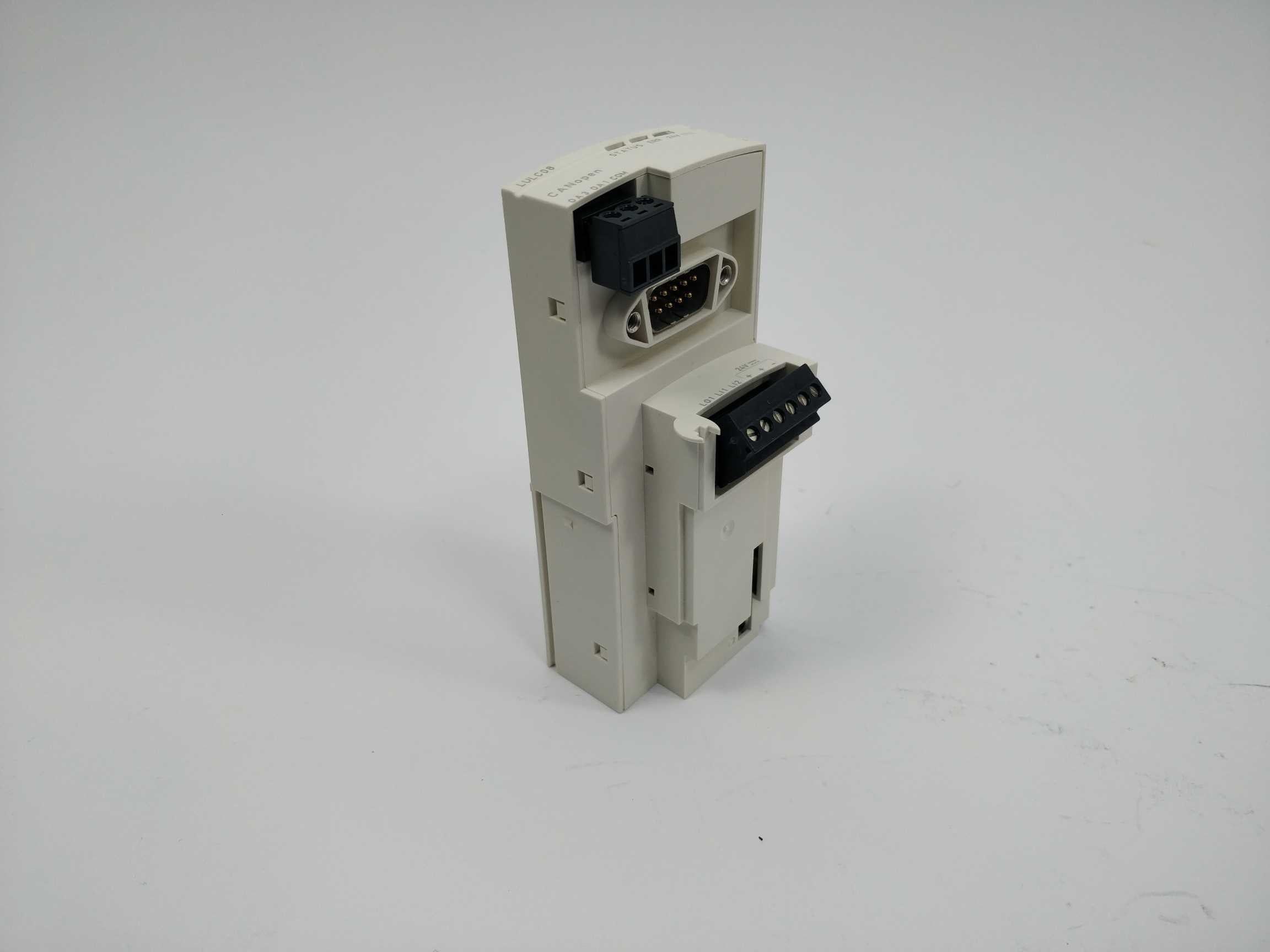schneider-lulc08-canopen-communication-module_2.jpg Schneider LULC08 CANopen communication module