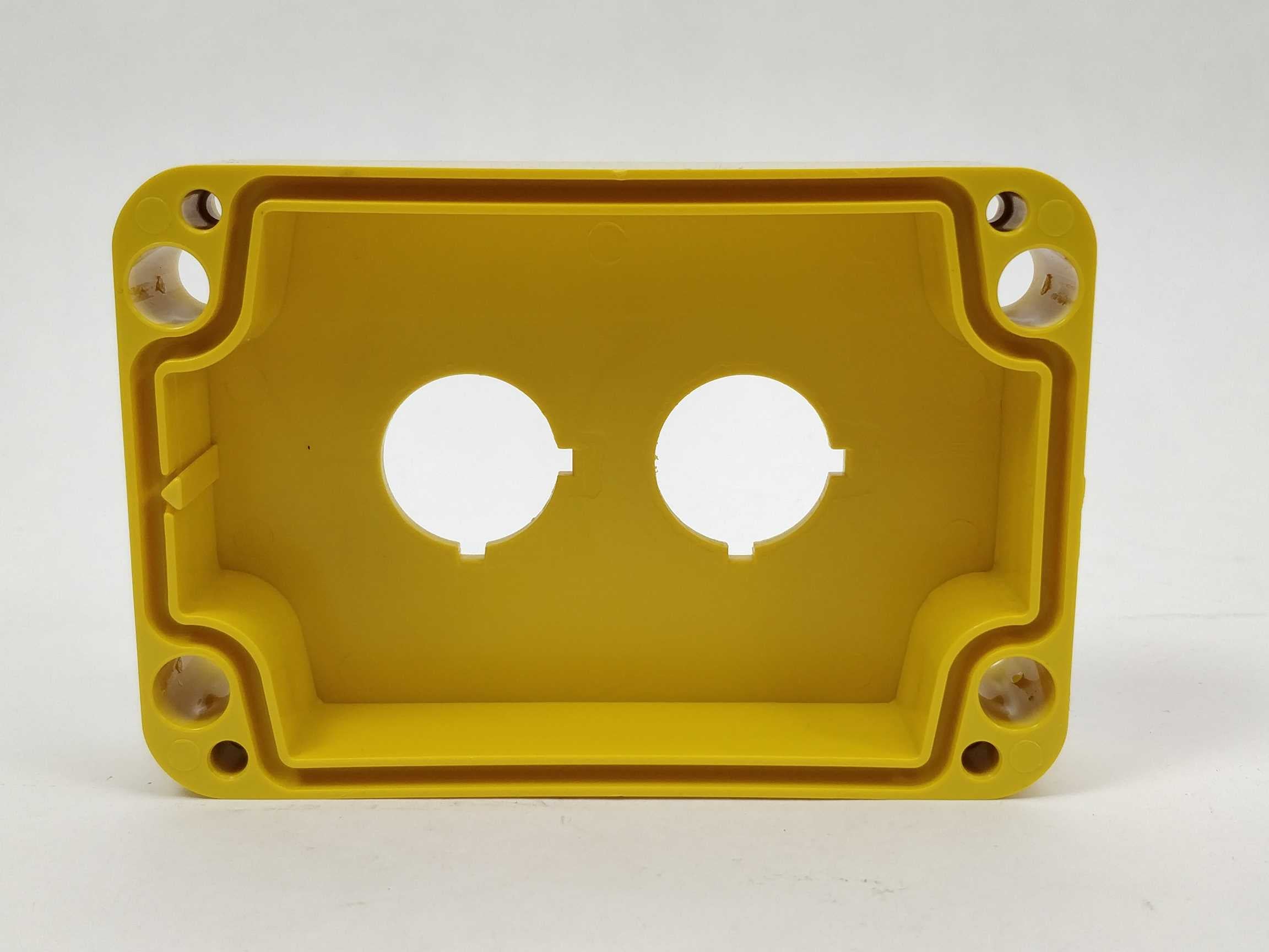 giovenzana-pq02k-push-button-enclosure-2-hole_2.jpg Giovenzana PQ02K Push Button Enclosure, 2 Hole
