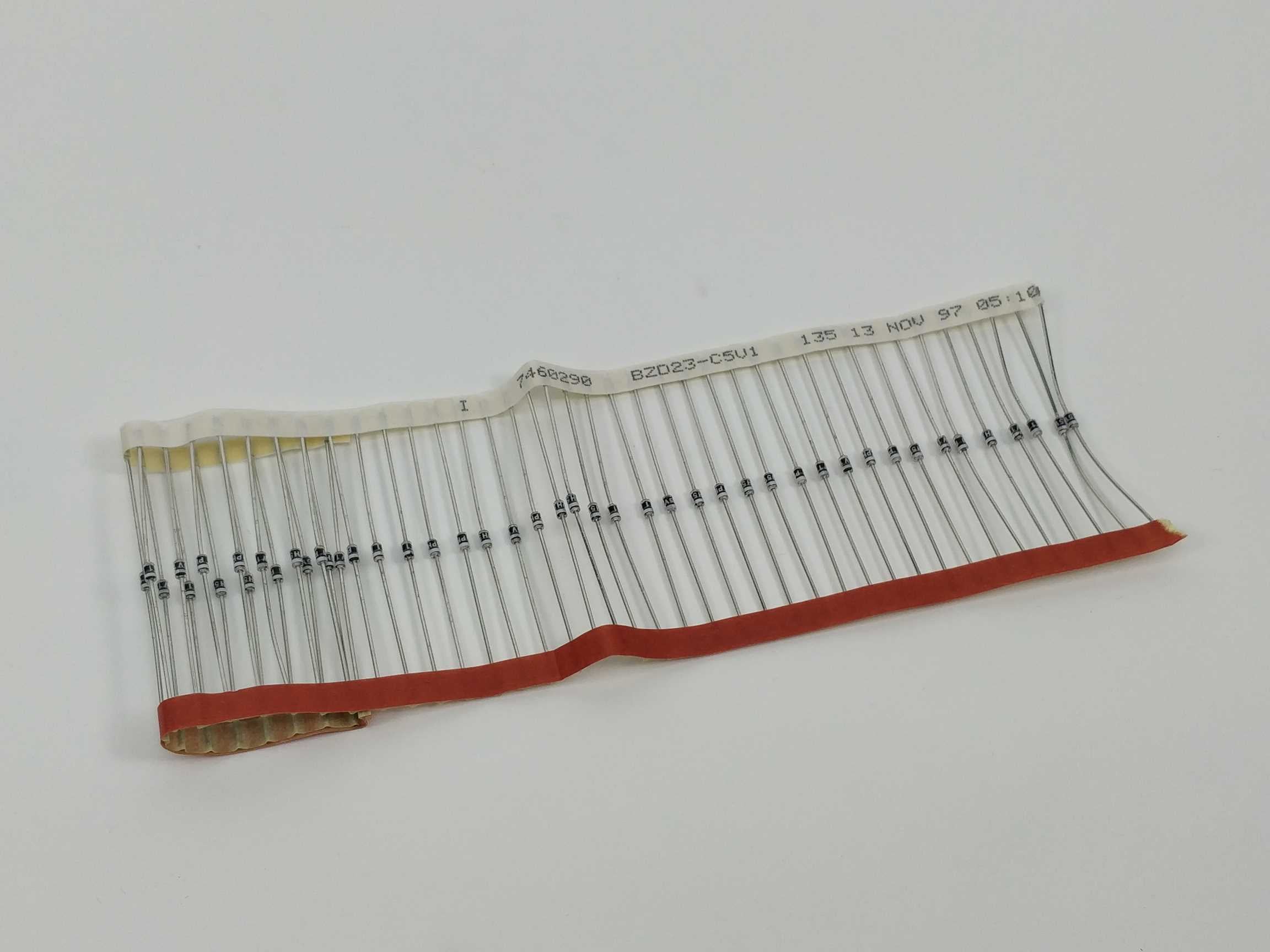 philips-semiconductors-bzd23-c5v1-933753320133-diode-type-bzd23-c5v1_1.jpg Philips Semiconductors BZD23-C5V1 933753320133 Diode, Type: BZD23-C5V1 Levere