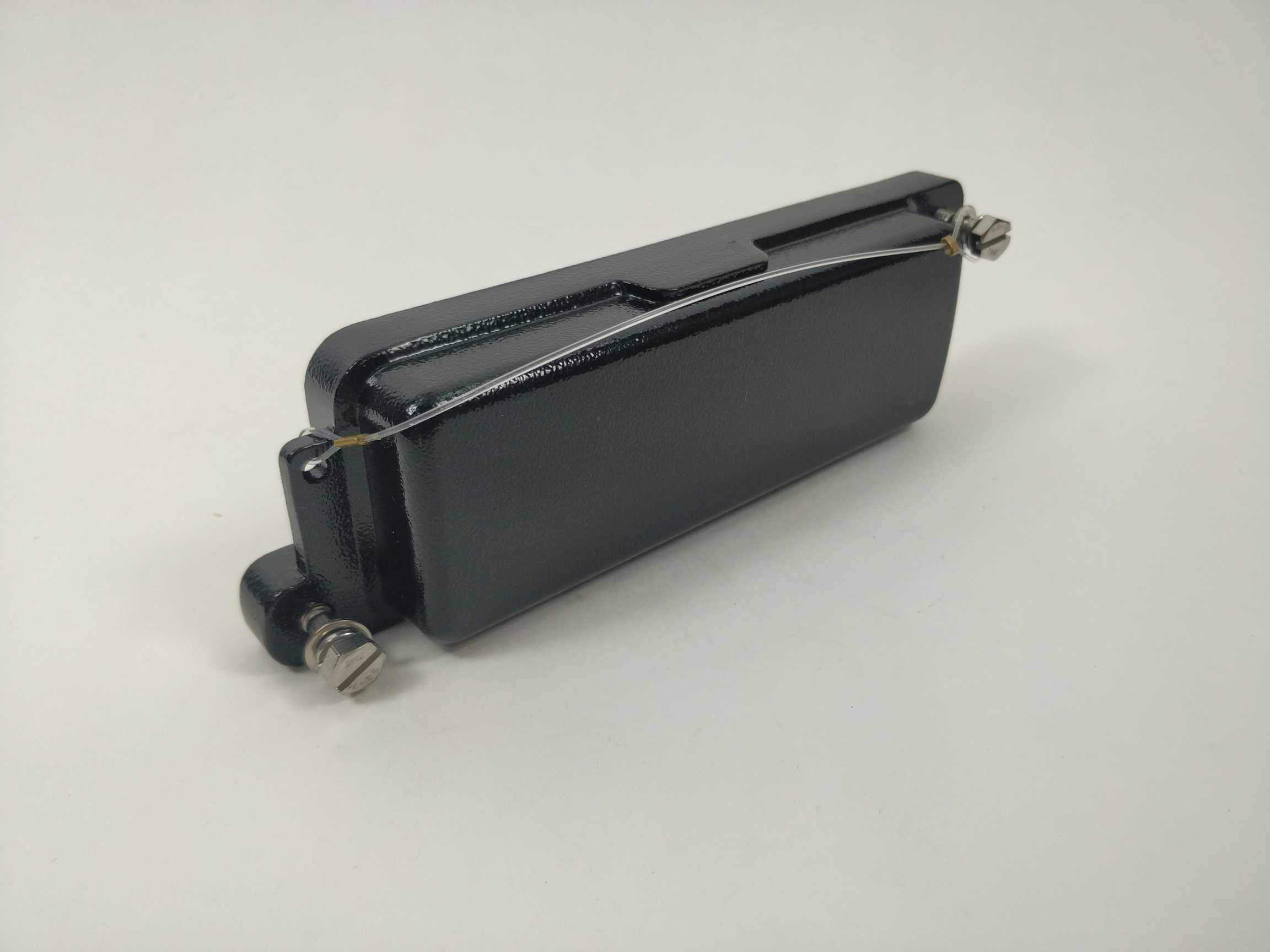 phoenix-contact-hc-hpr-b24-bclwh-e-bk-1418446-protective-cover_2.jpg Phoenix Contact HC-HPR-B24-BCLWH-E-BK 1418446 Protective cover -
