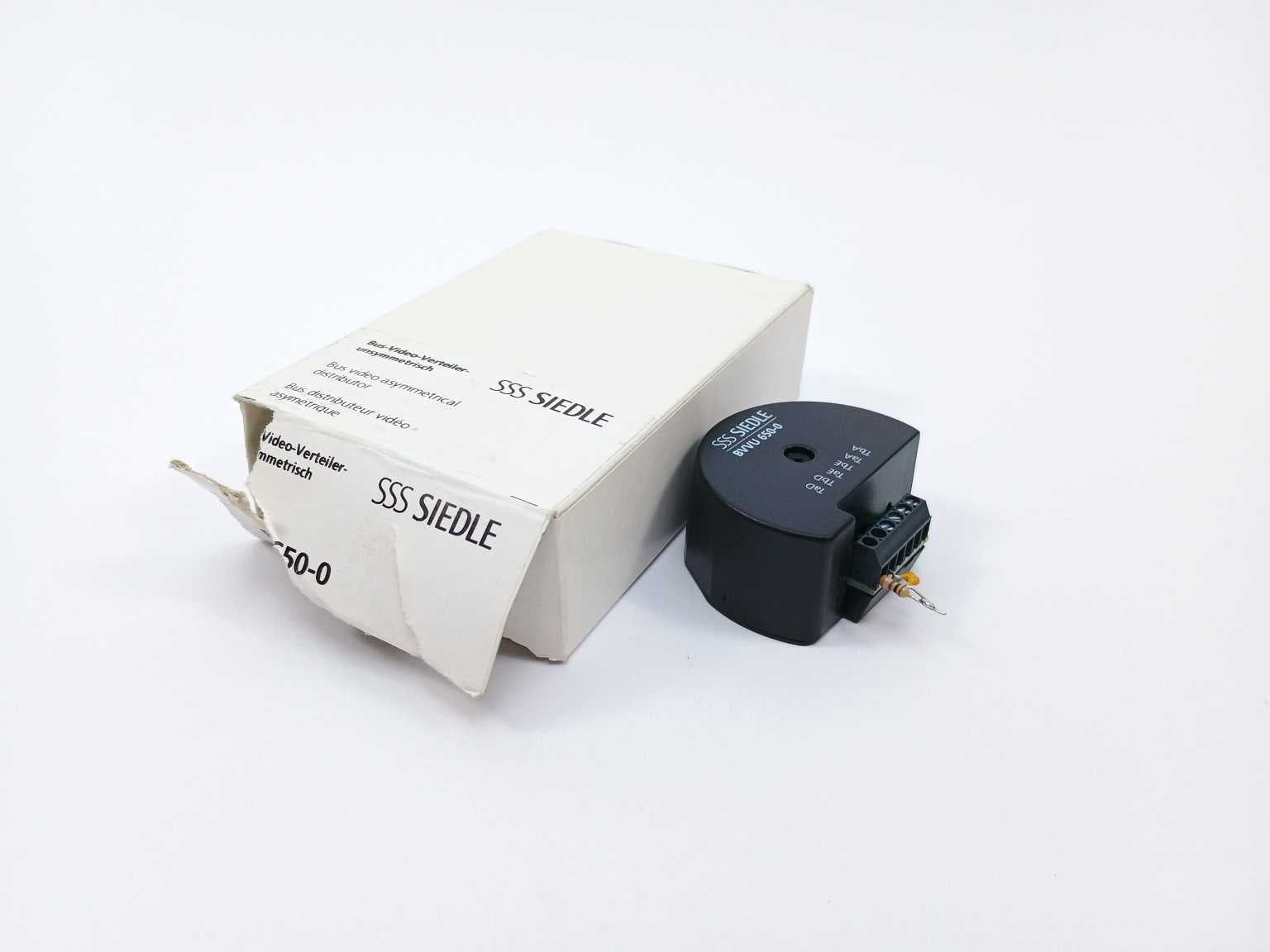 siedle-bvvu-650-0-bus-video-asymmetrical-distributor_0.jpg Siedle BVVU 650-0 Bus Video Asymmetrical Distributor