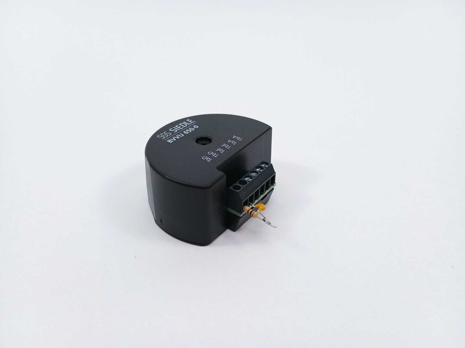 siedle-bvvu-650-0-bus-video-asymmetrical-distributor_1.jpg Siedle BVVU 650-0 Bus Video Asymmetrical Distributor