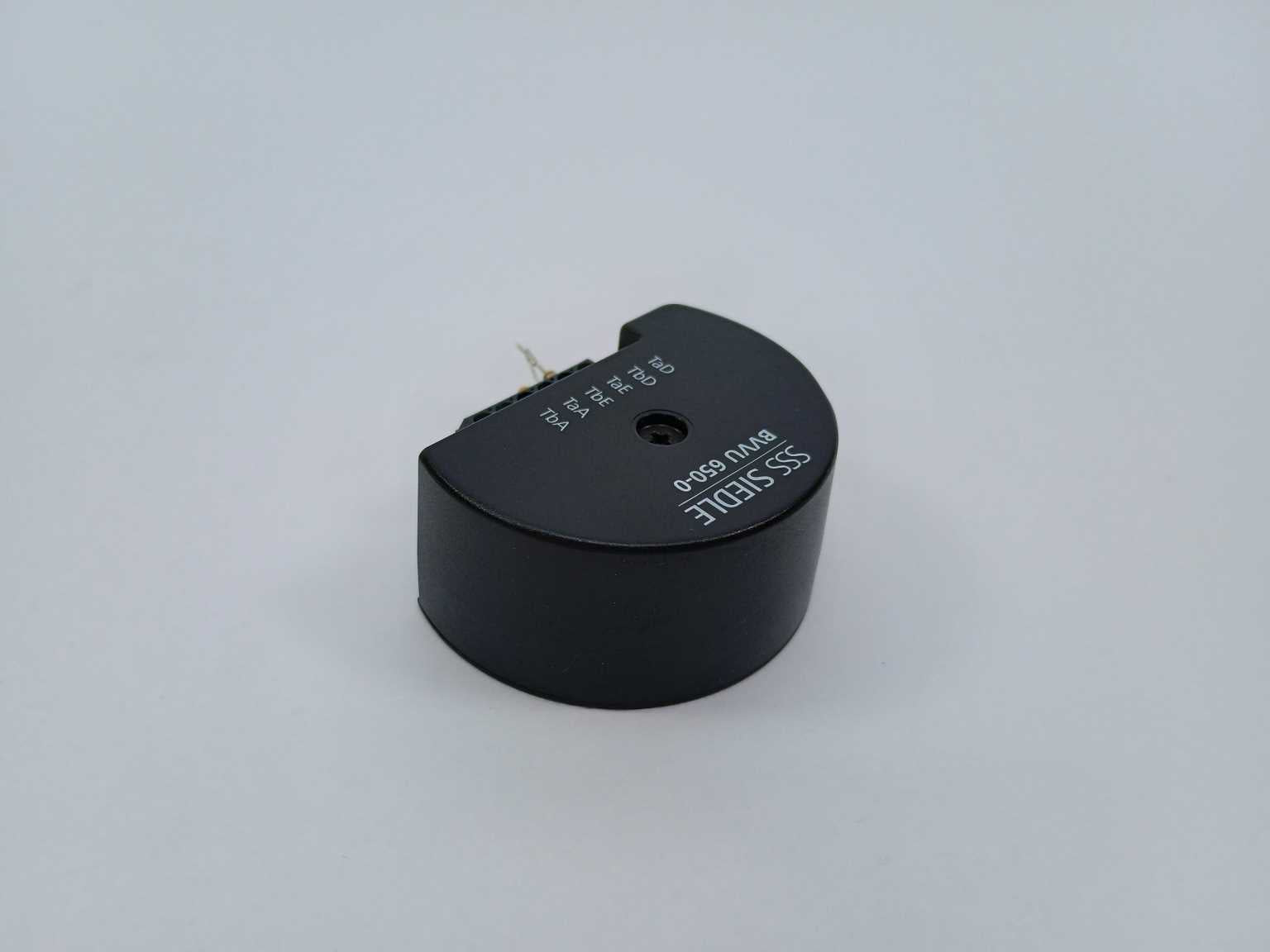 siedle-bvvu-650-0-bus-video-asymmetrical-distributor_2.jpg Siedle BVVU 650-0 Bus Video Asymmetrical Distributor