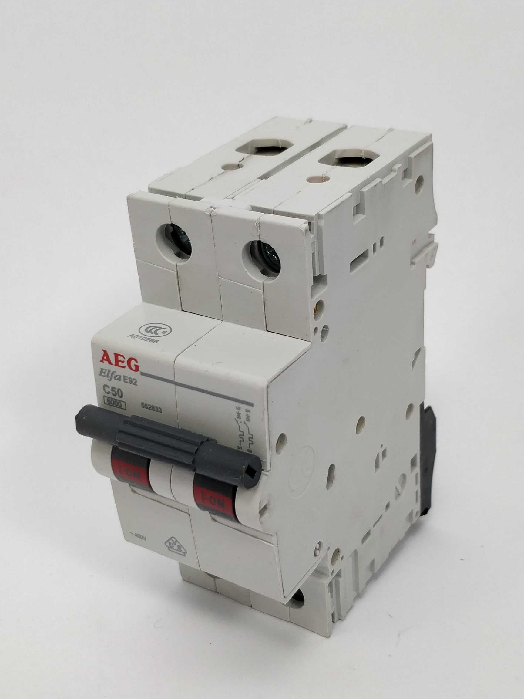 aeg-552833-elfa-e92-c50-circuit-breaker-400v_0.jpg AEG 552833 Elfa E92 C50 Circuit breaker 400V Online