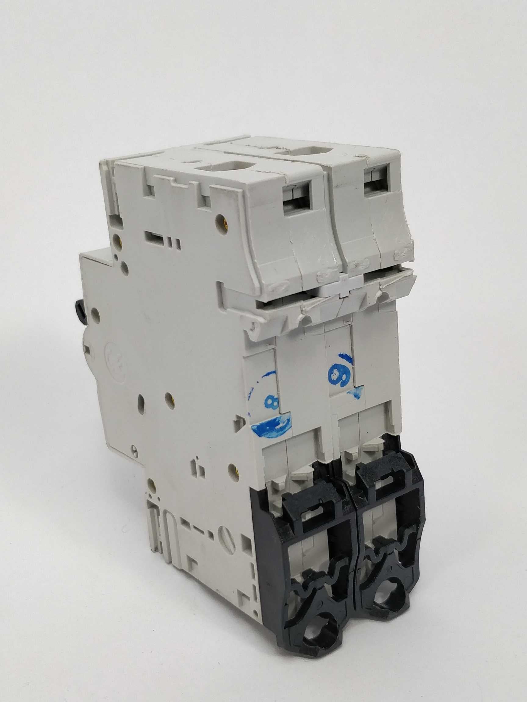 aeg-552833-elfa-e92-c50-circuit-breaker-400v_3.jpg AEG 552833 Elfa E92 C50 Circuit breaker 400V Online