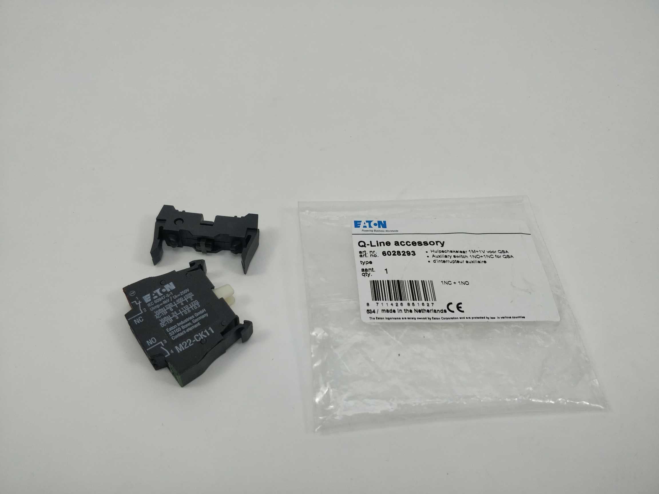 eaton-6028293-m22-ck11-auxiliary-switch_0.jpg Eaton 6028293 M22-CK11 Auxiliary Switch