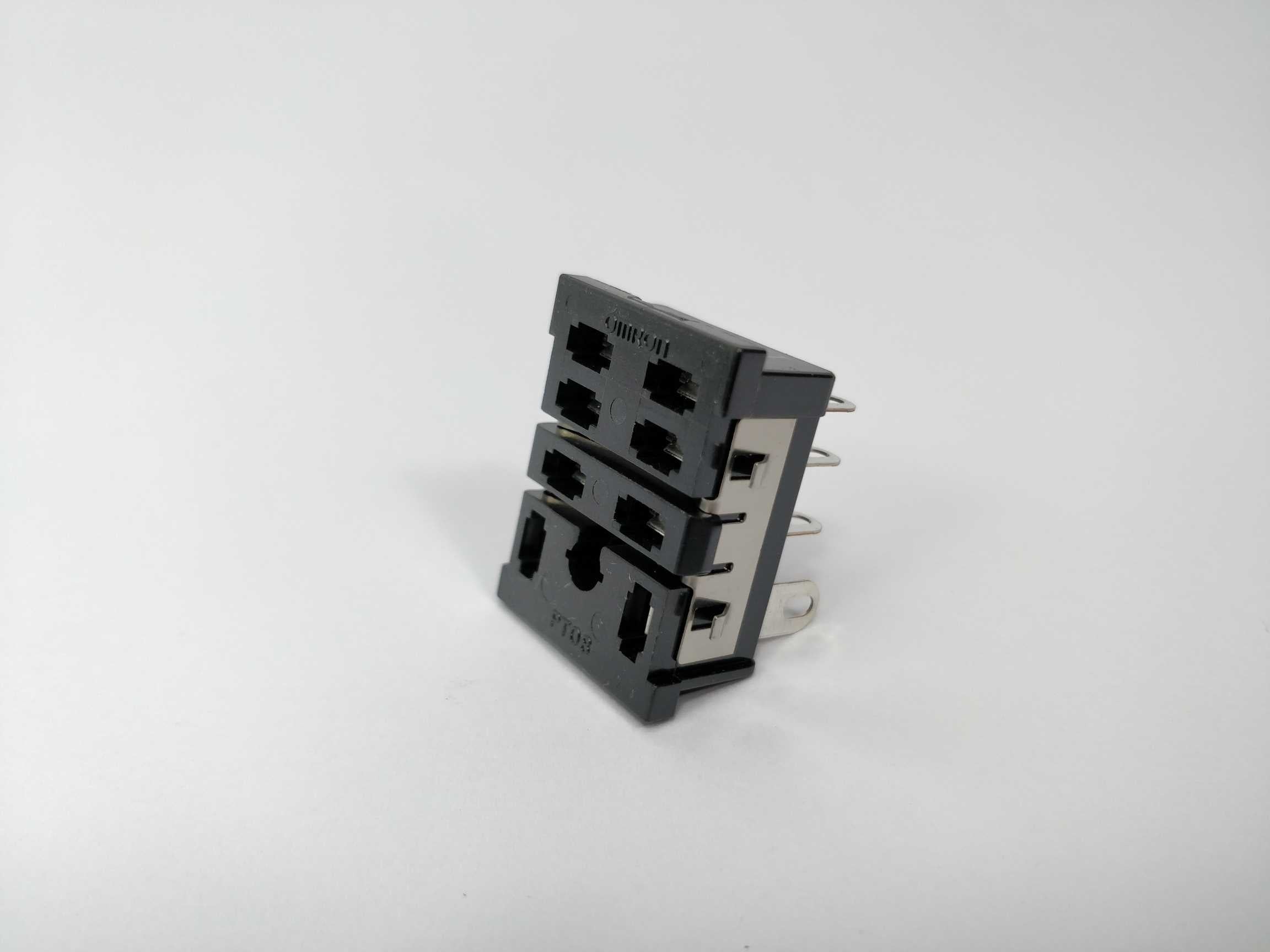 omron-pt08-relay-socket-10-pcs_3.jpg OMRON PT08 Relay socket 10 Pcs.