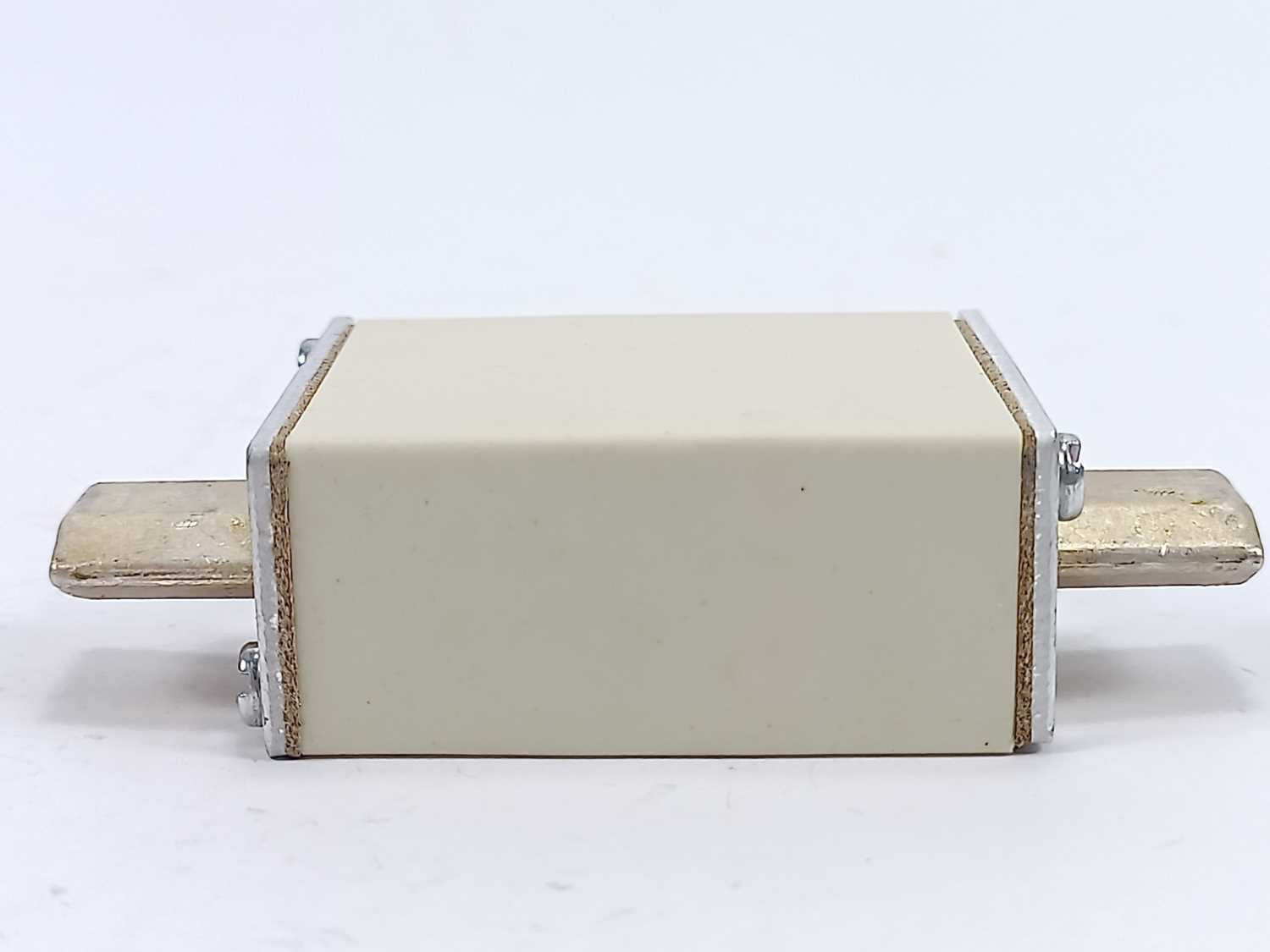 siemens-3na3-810-lv-hrc-fuse-element-25a-3-pcs_3.jpg Siemens 3NA3 810 LV HRC fuse element 25A 3 Pcs