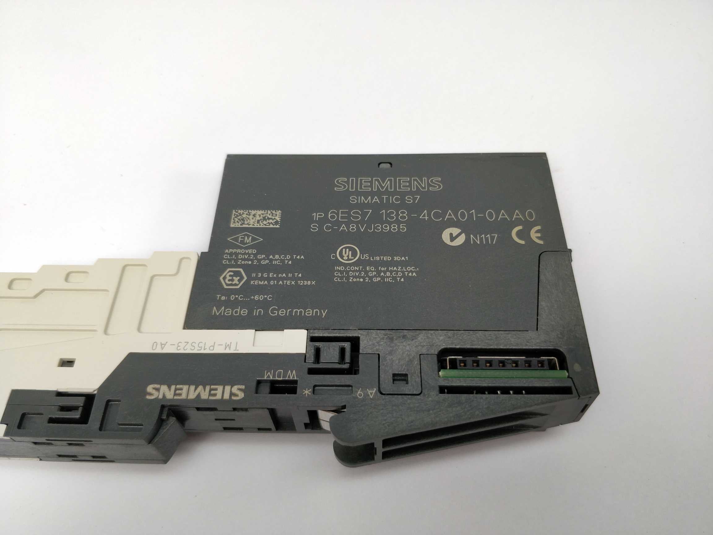 siemens-6es7138-4ca01-0aa0-terminal-module-with-6es7193-4cd20-0aa0_3.jpg Siemens 6ES7138-4CA01-0AA0 Terminal Module with 6ES7193-4CD20-0AA0
